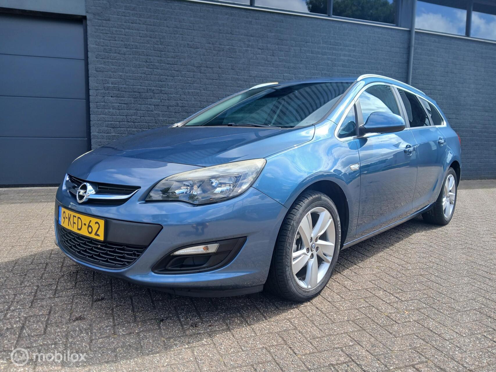 Foto van OPEL ASTRA SPORTS TOURER