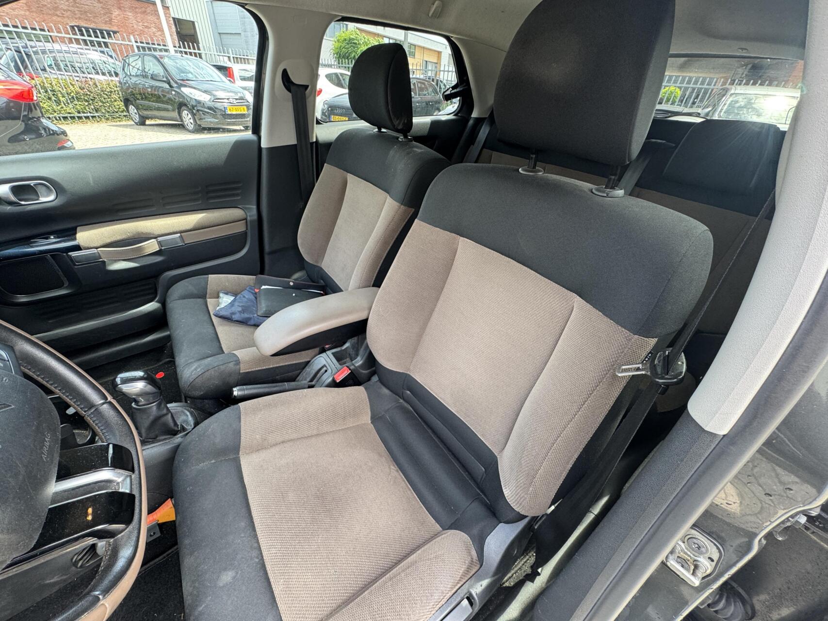 Foto van Citroen C4 Cactus