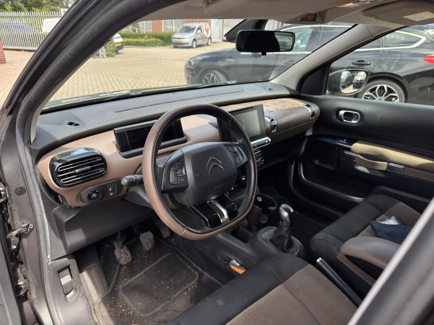 Foto van Citroen C4 Cactus