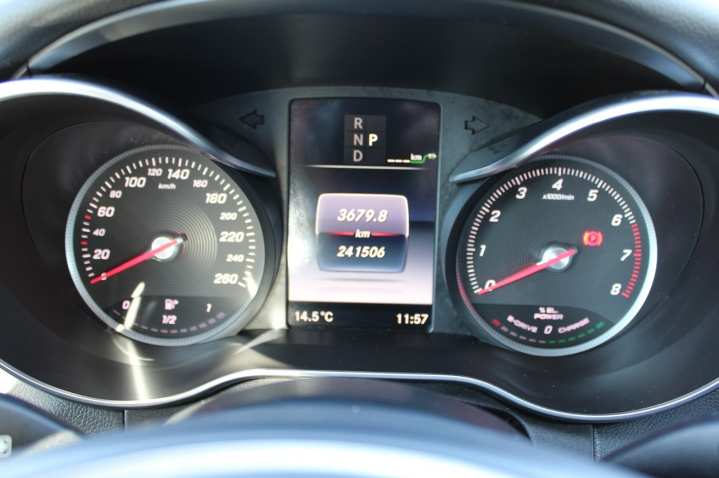 Foto van Mercedes-Benz C 350 E
