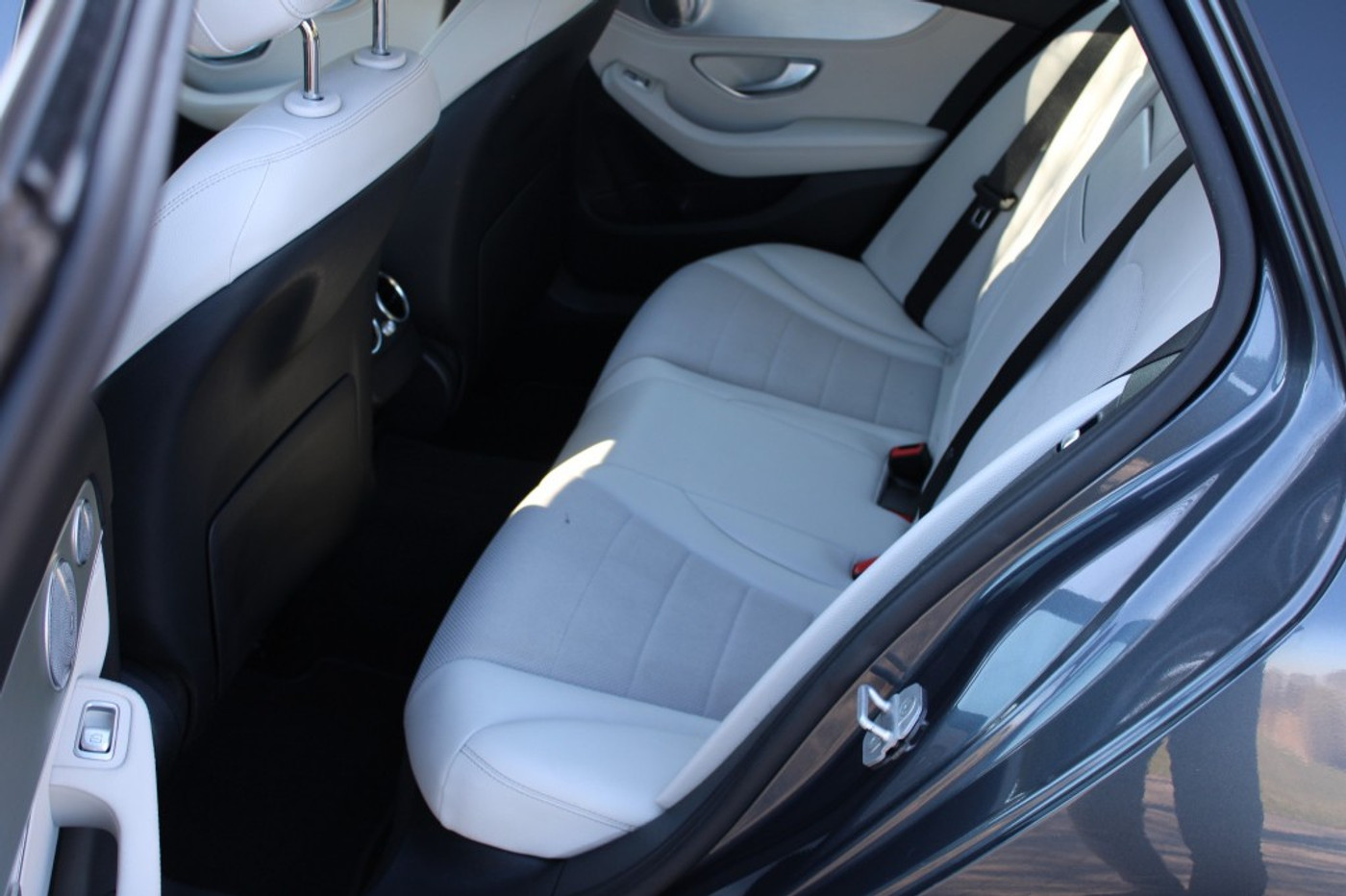 Foto van Mercedes-Benz C 350 E