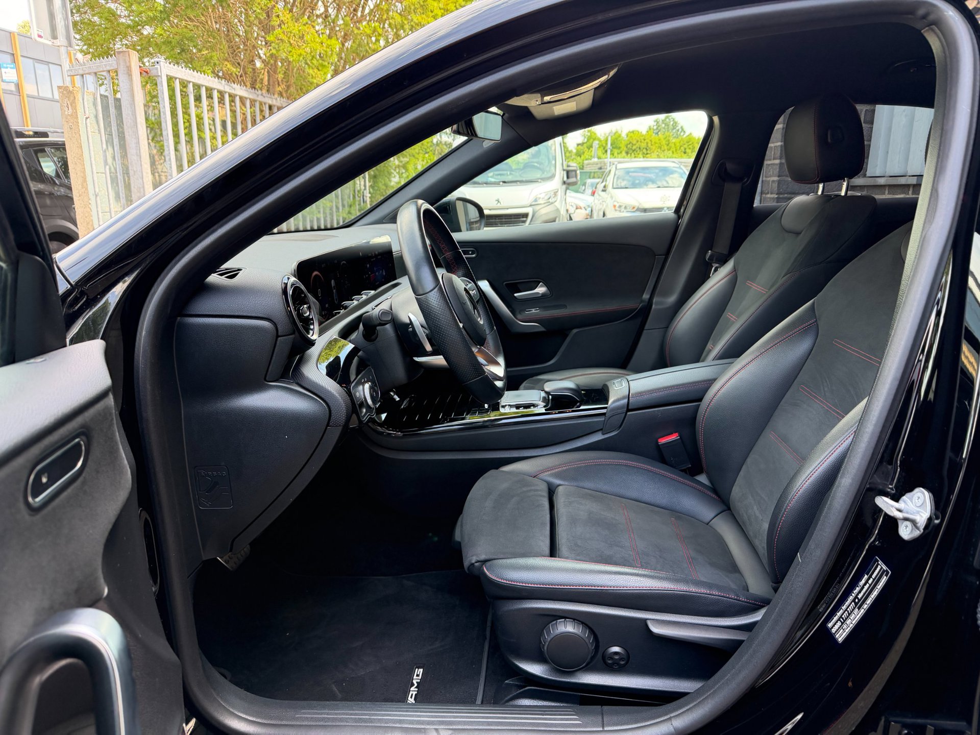 Foto van Mercedes-Benz A 200