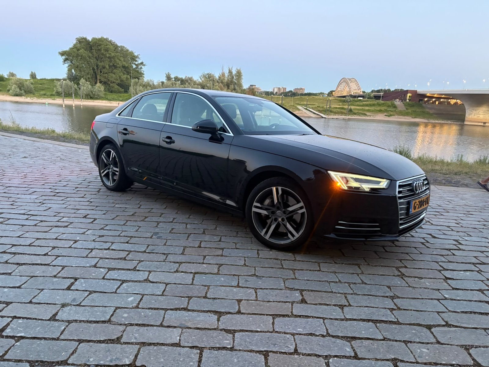 Inspectiefoto van Audi A4 Limousine