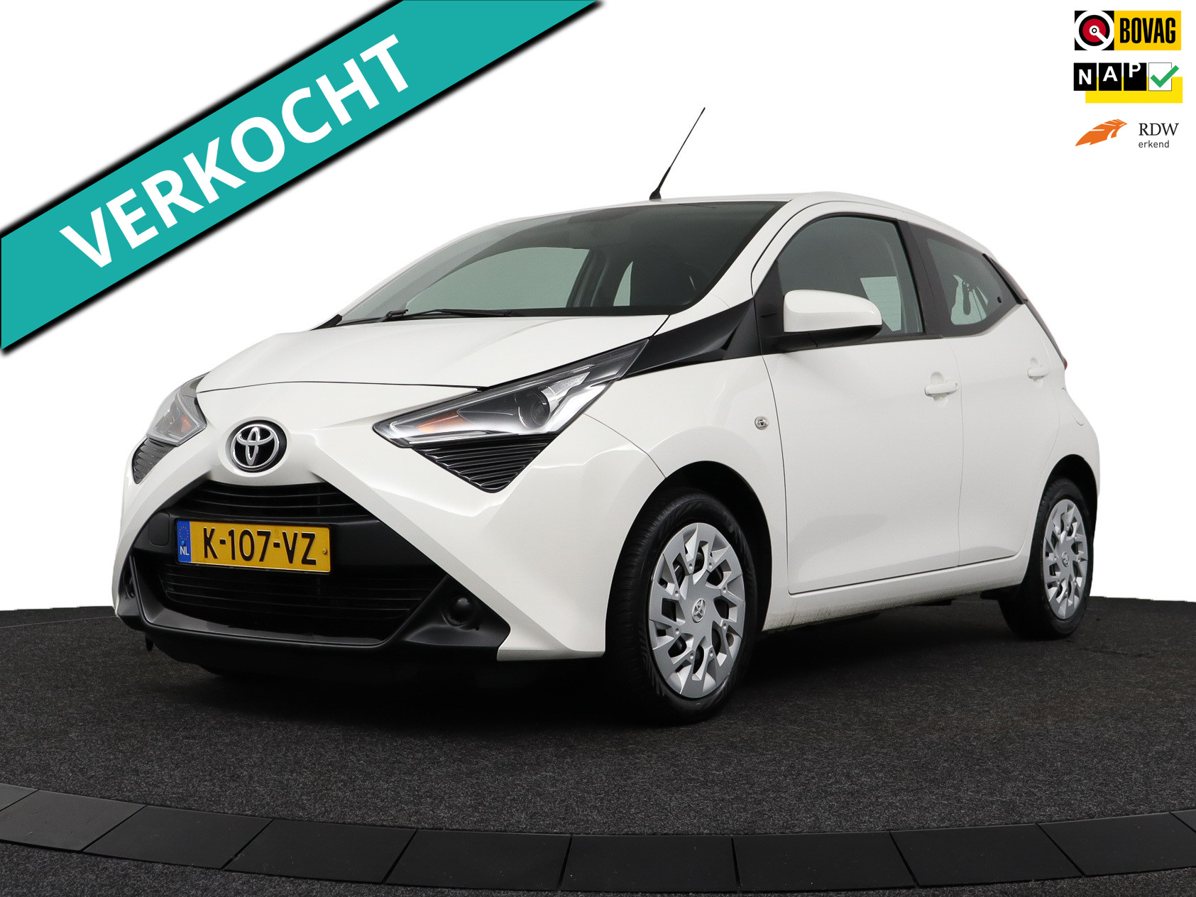 Toyota Aygo 1.0 VVT-i x-play 2021 - voorkant