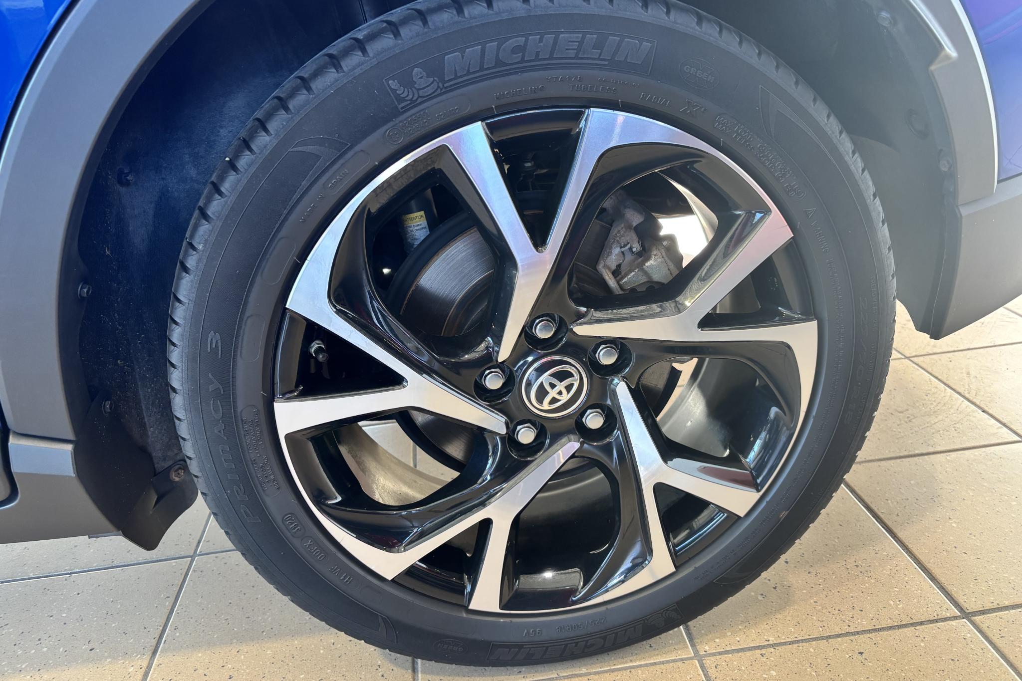 Foto van Toyota Toyota C-hr