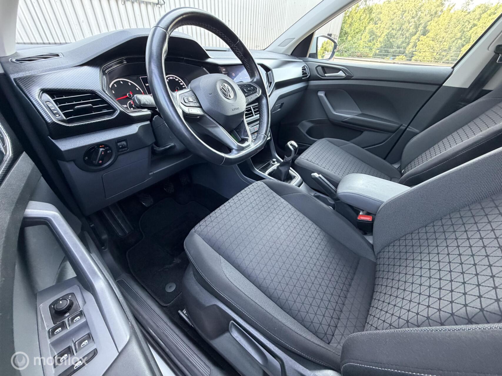Foto van Volkswagen T-cross