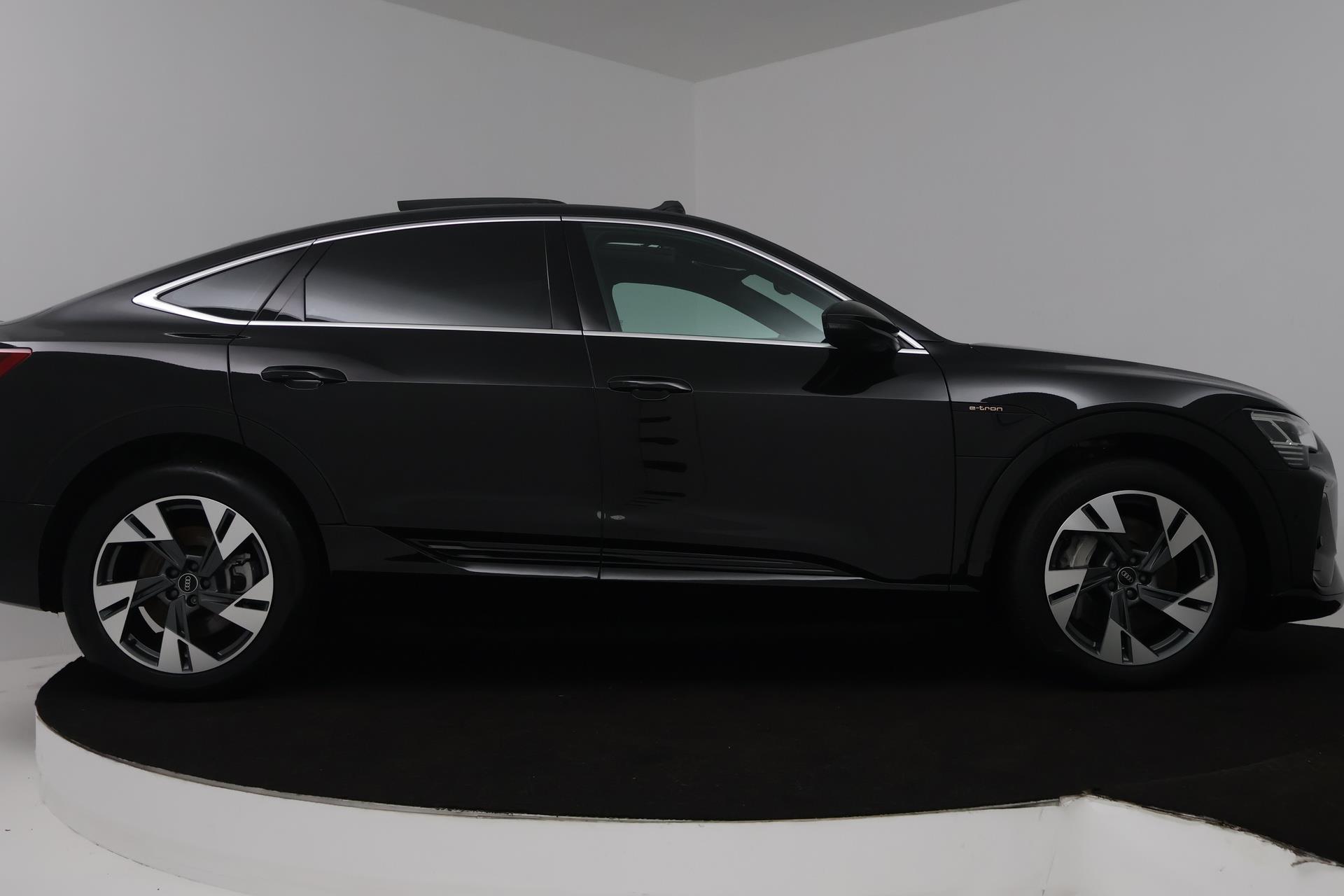 Foto van Audi E-tron Sportback 50