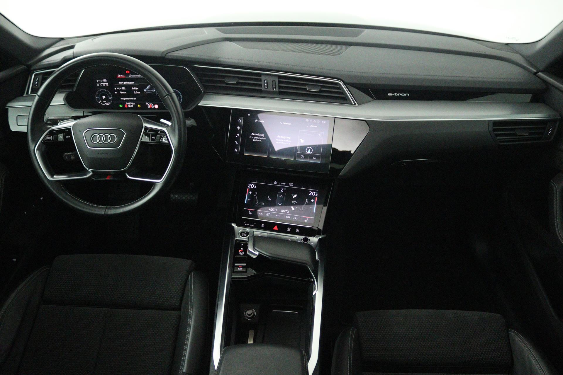 Foto van Audi E-tron Sportback 50