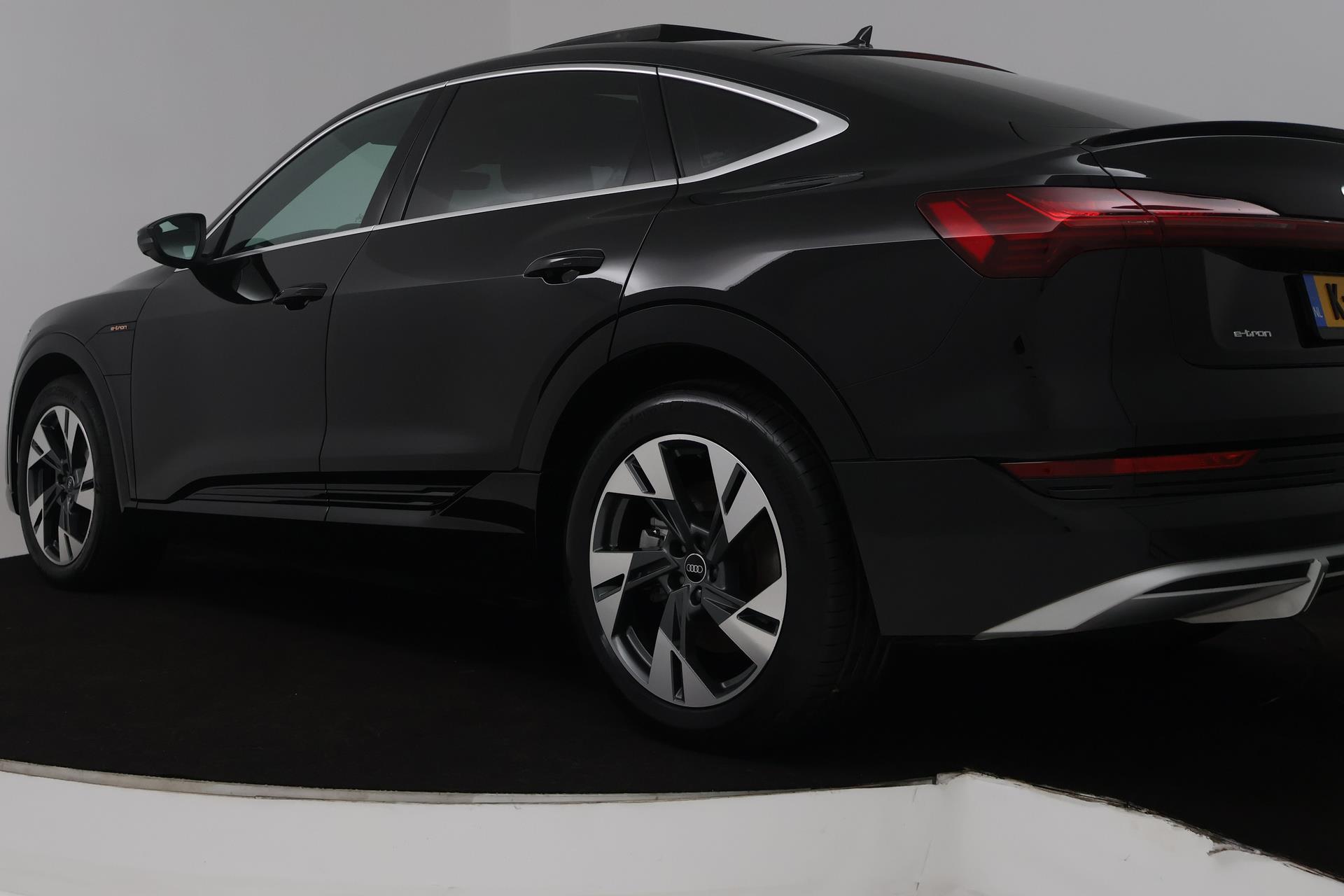 Foto van Audi E-tron Sportback 50