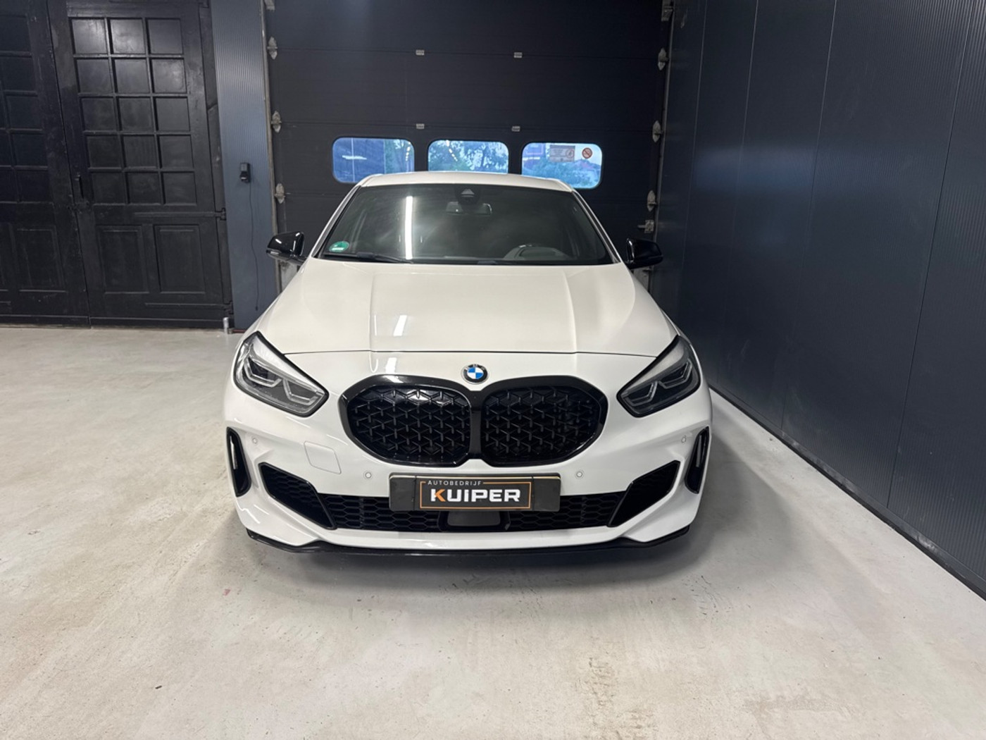 Foto van BMW M135i xDrive