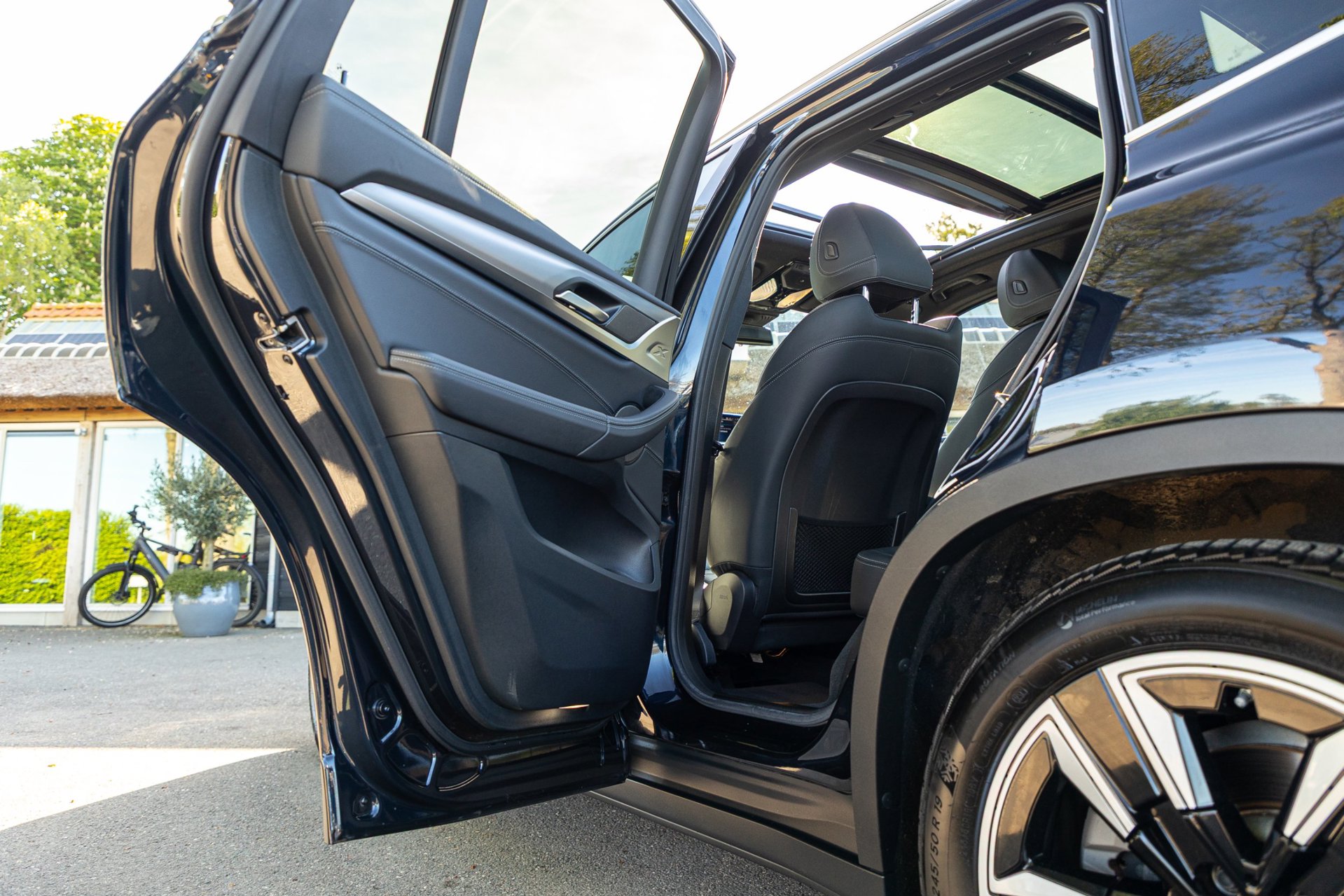 Foto van BMW Ix3
