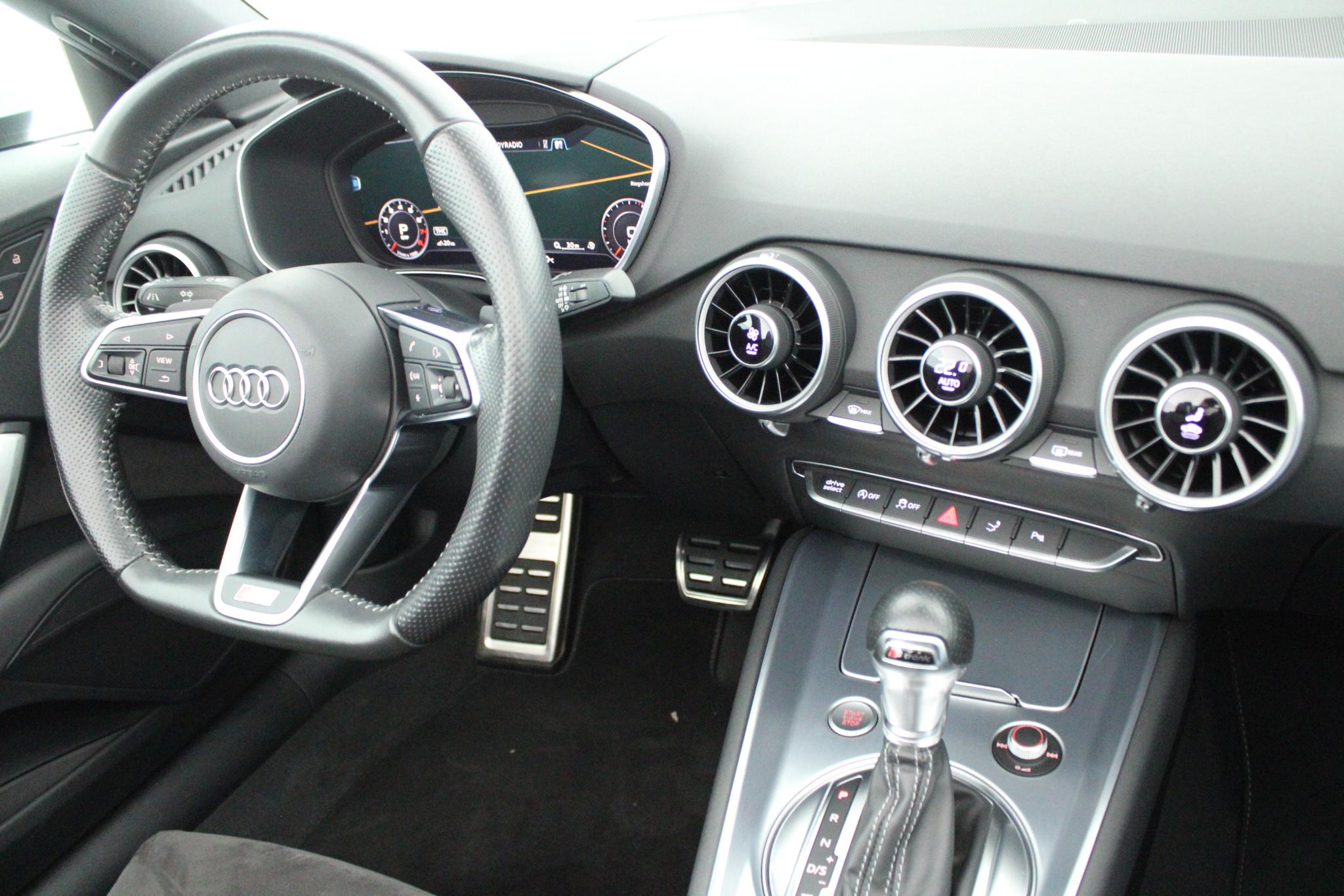 Foto van Audi TT Roadster