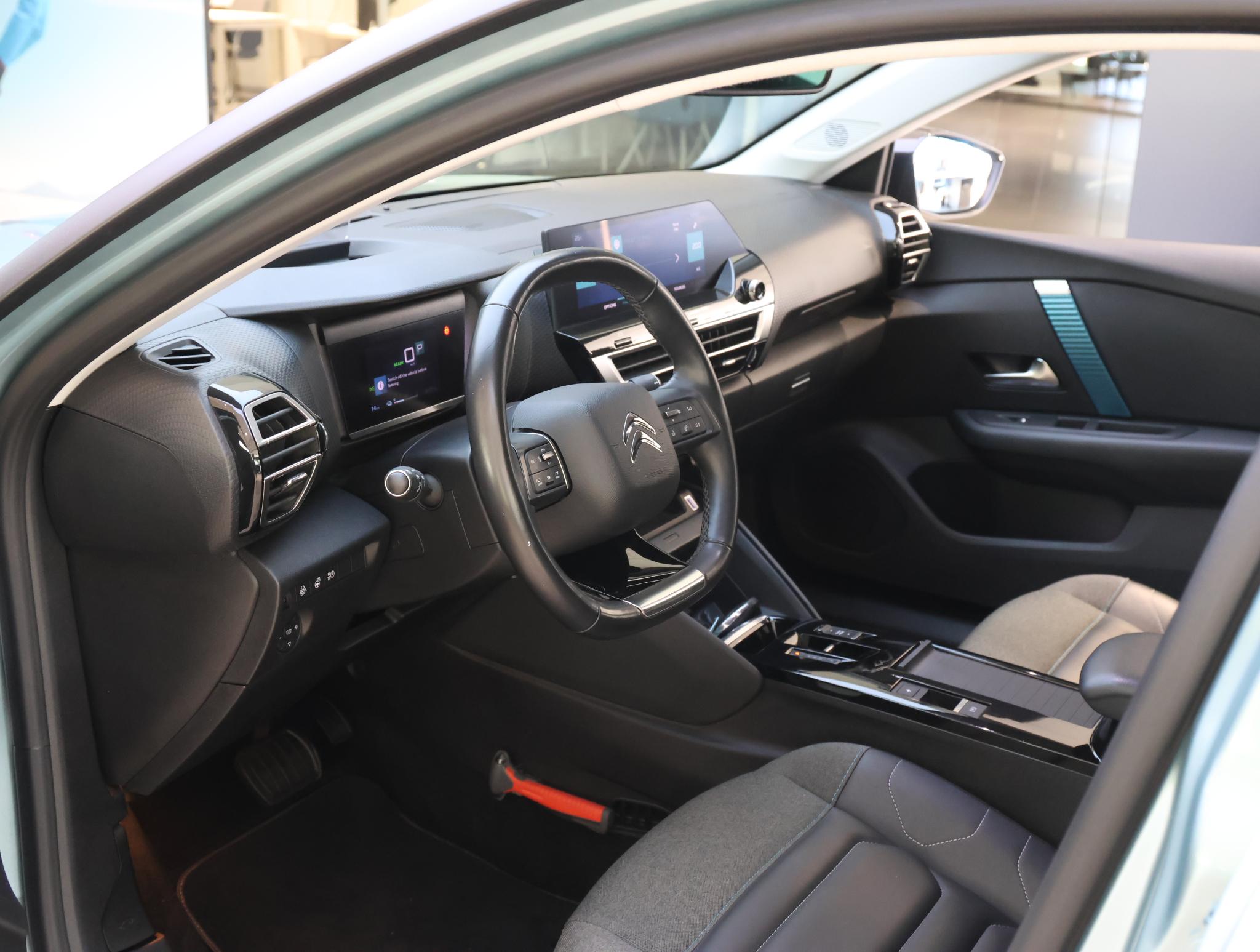 Foto van Citroen E-c4