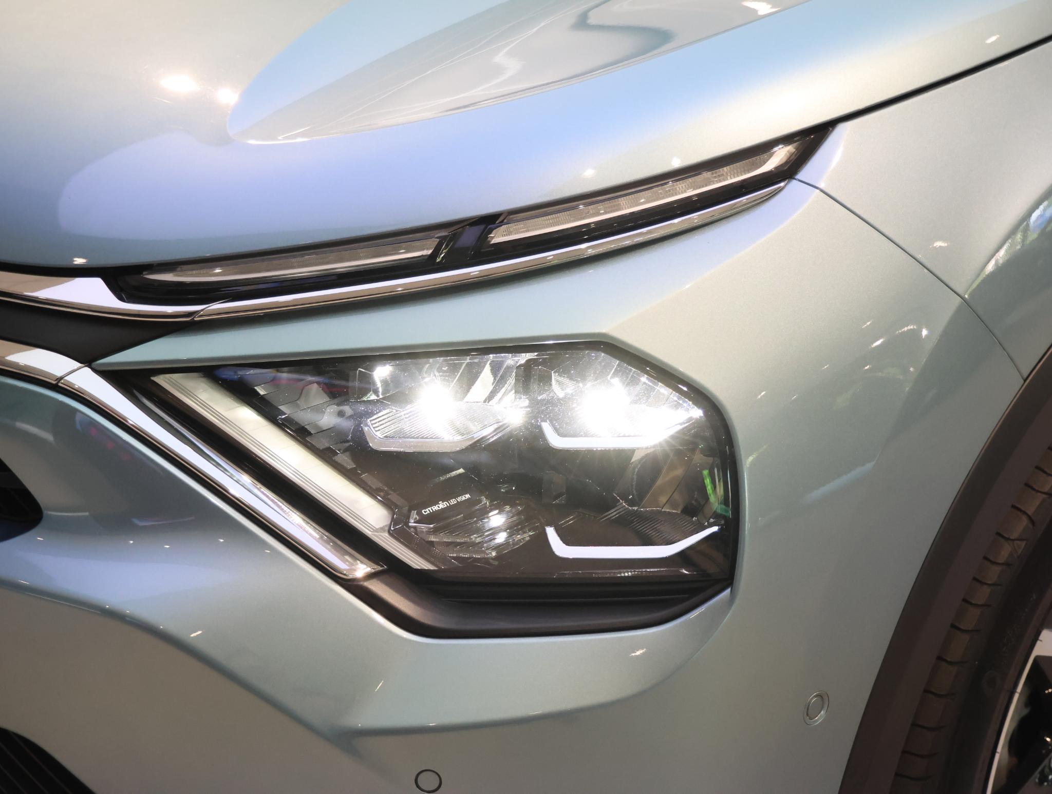 Foto van Citroen E-c4