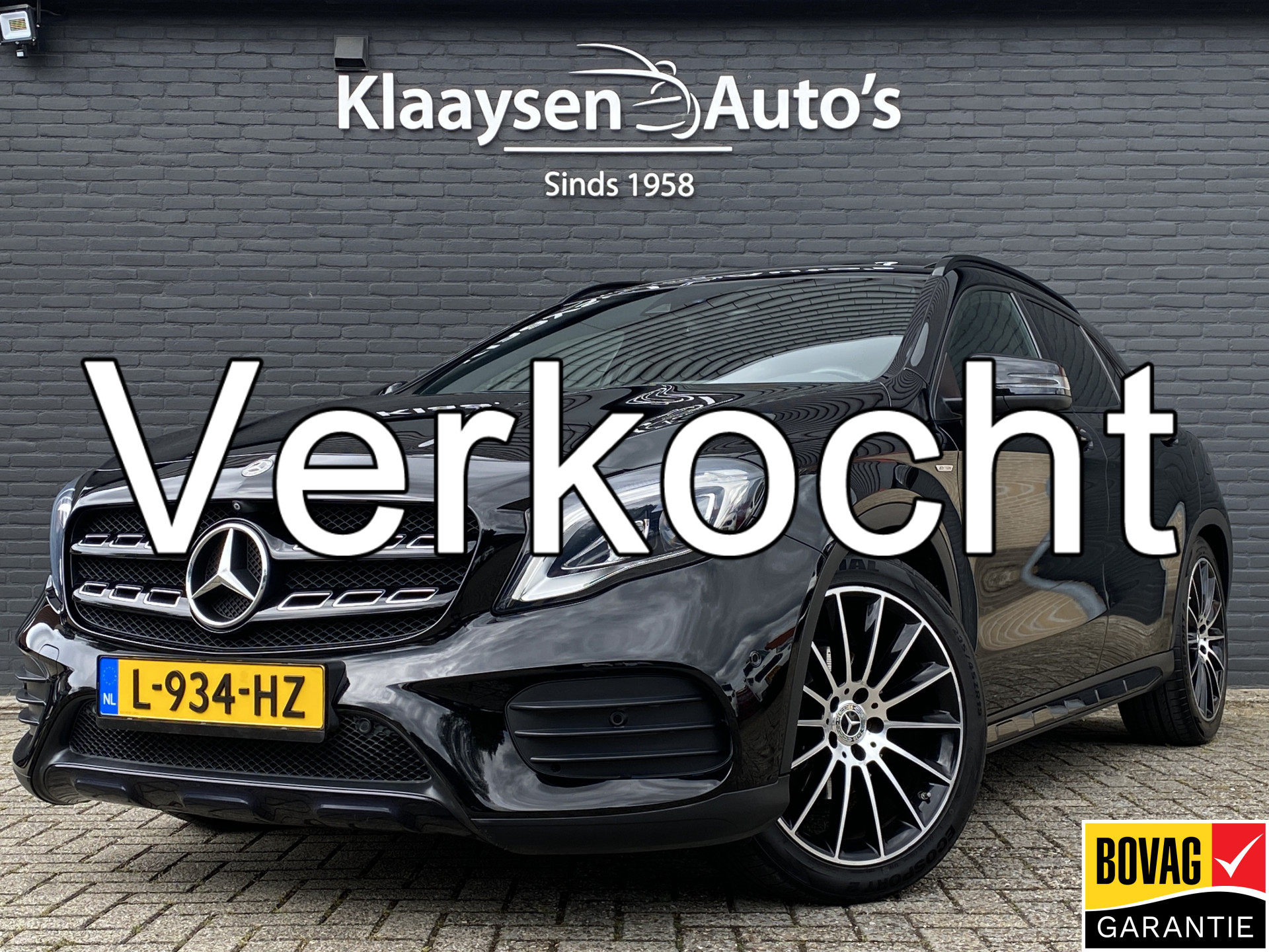 Mercedes-Benz Gla 200 200 Premium Plus AMG AUT. | navigatie | panoramadak | elektr. a. klep | 360 camera | memory stoelen | night pakket 2018 - voorkant