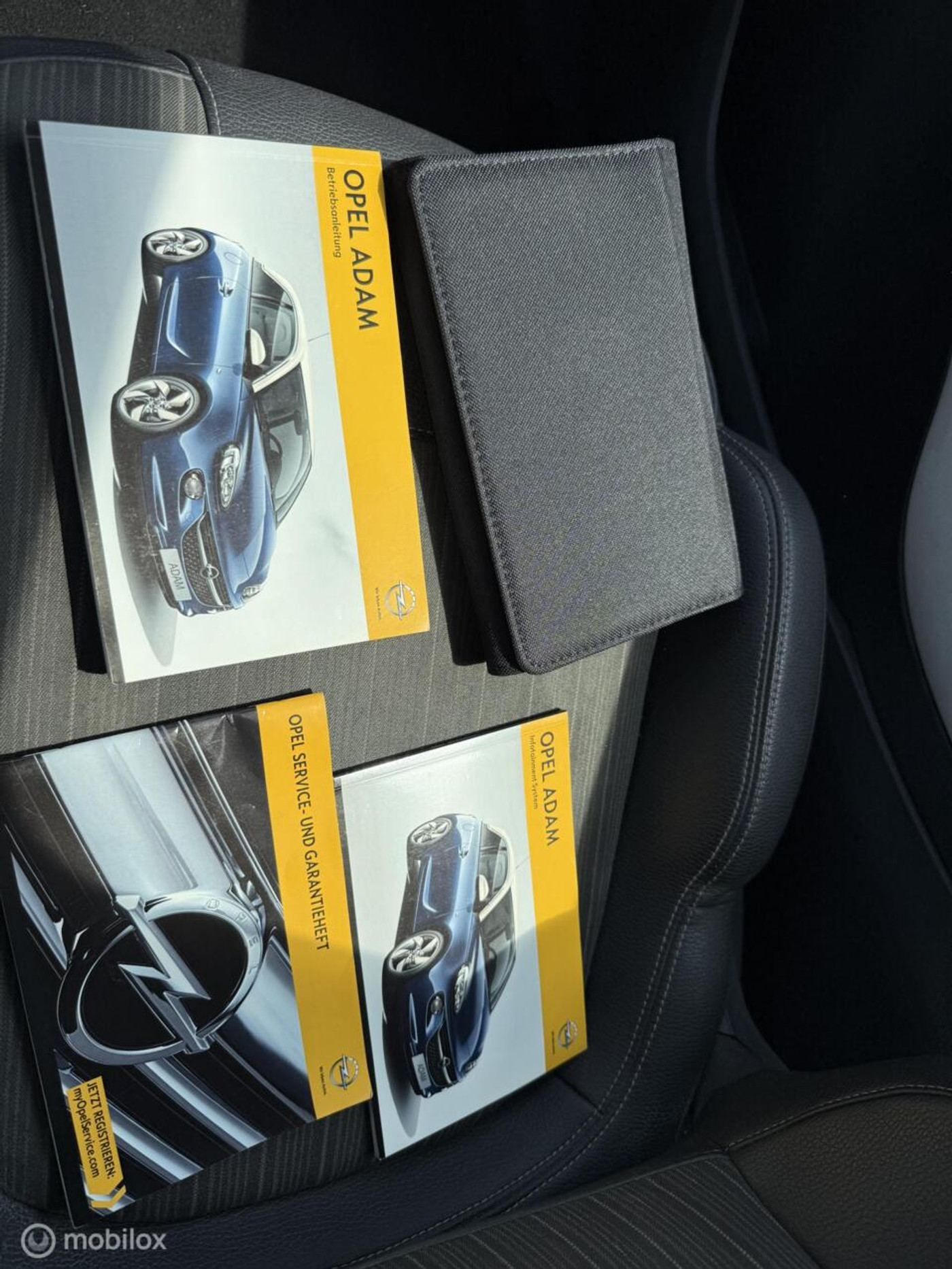 Foto van Opel Adam