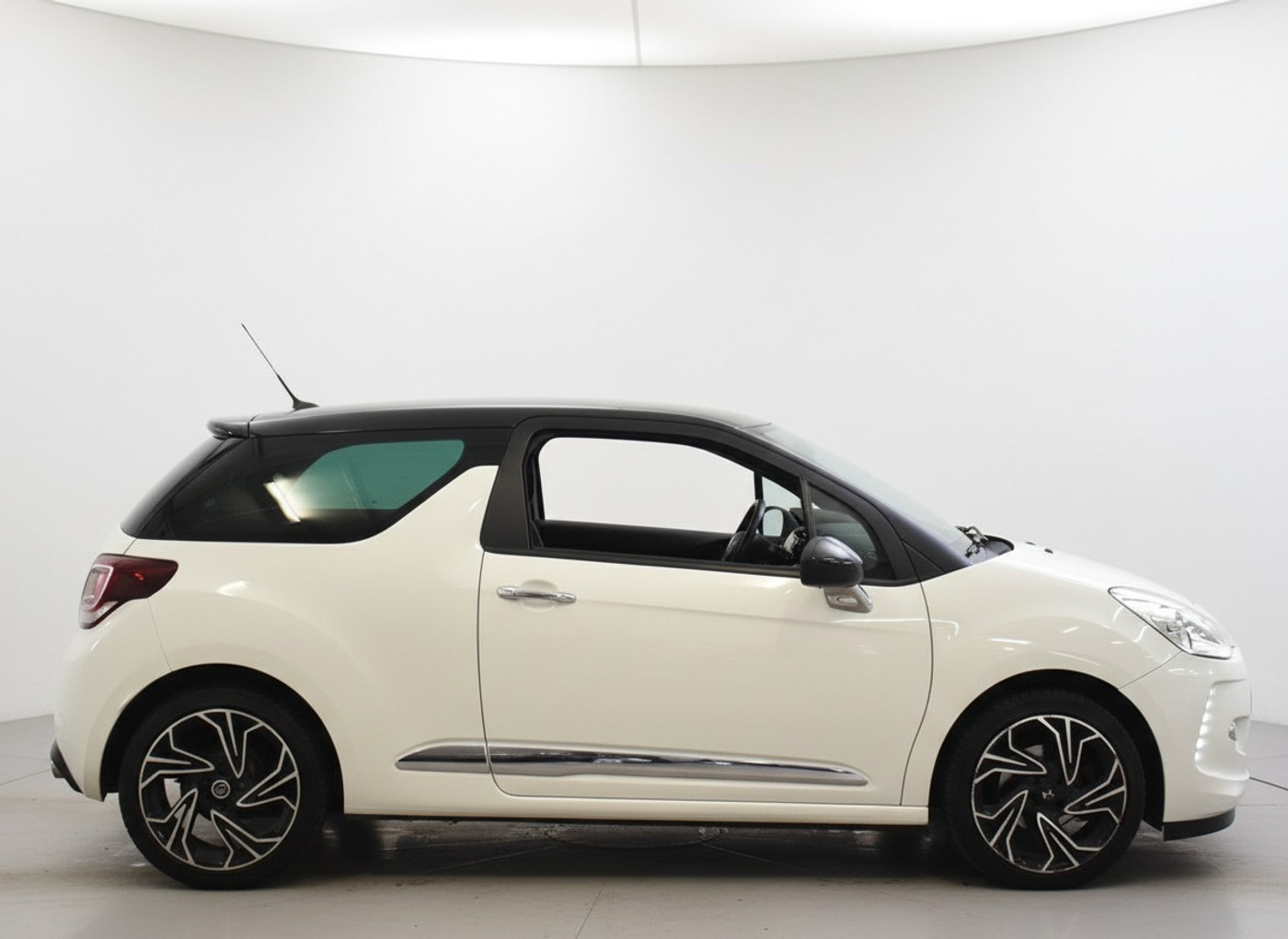 Foto van Citroen Ds3 Cabrio