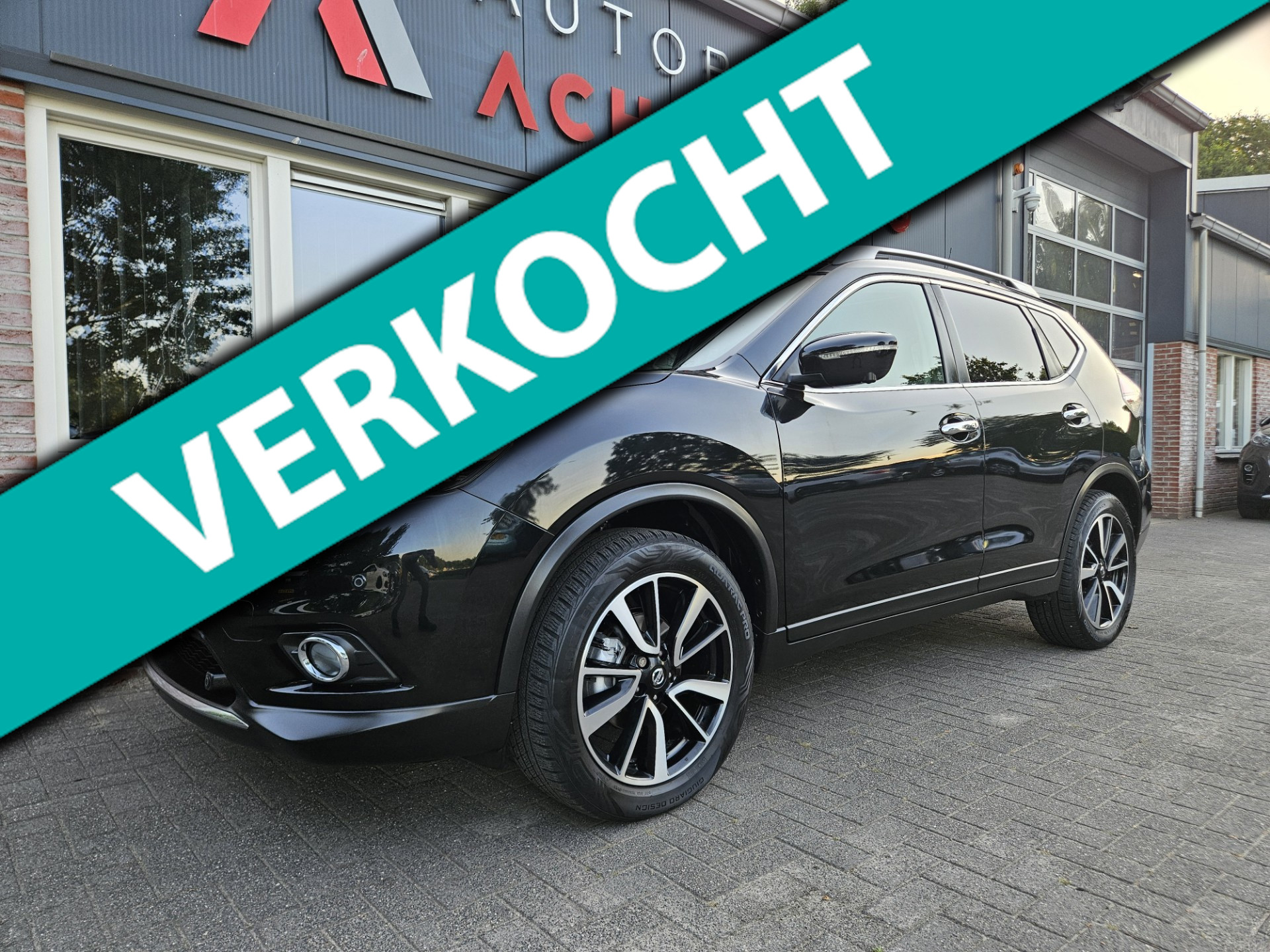 Nissan Nissan X-trail 1.6 DIG-T N-Connecta Trekhaak! Panorama/Schuifdak! Camera! Navigatie! NAP! Mooie/Nette Auto! 2017 - voorkant