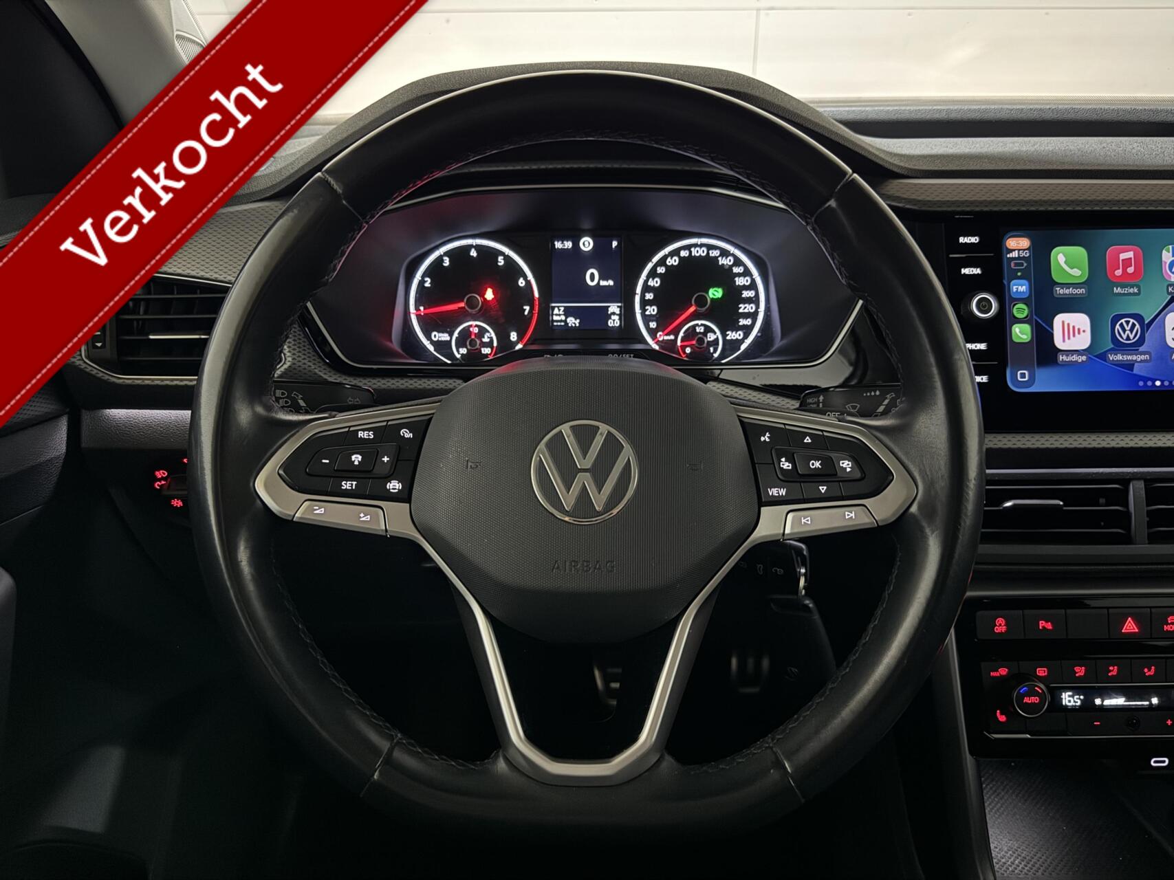 Foto van Volkswagen T-cross
