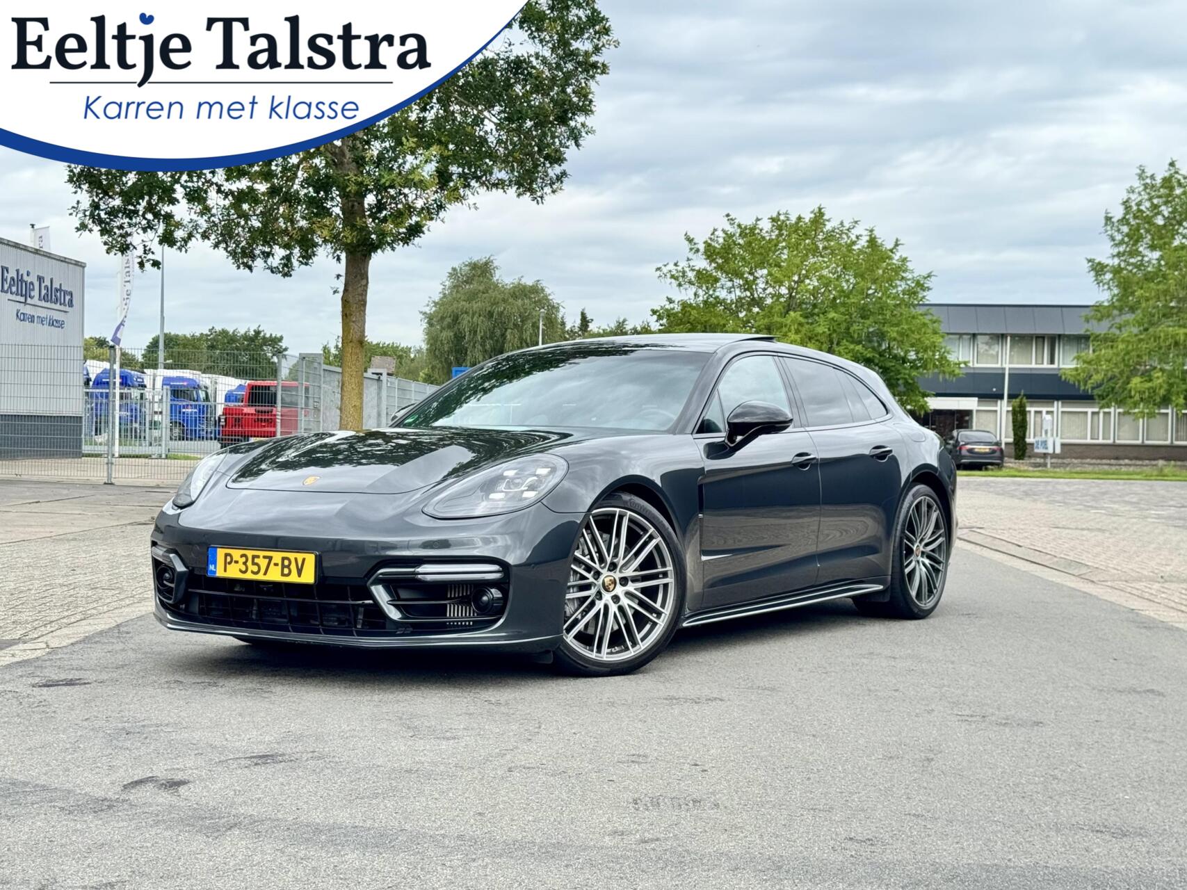 Foto van PORSCHE PANAMERA 4 E-HYBRID