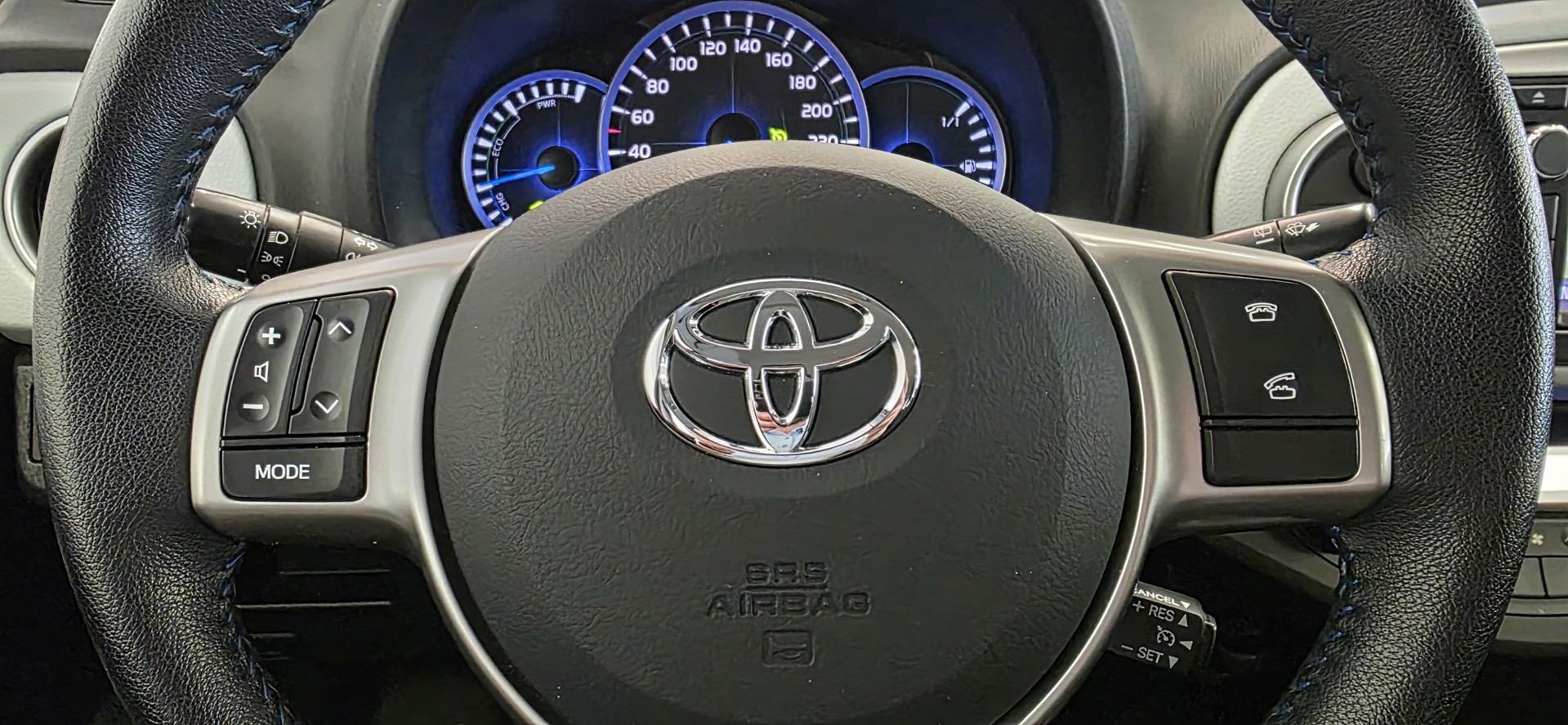 Foto van Toyota Toyota Yaris Hybrid
