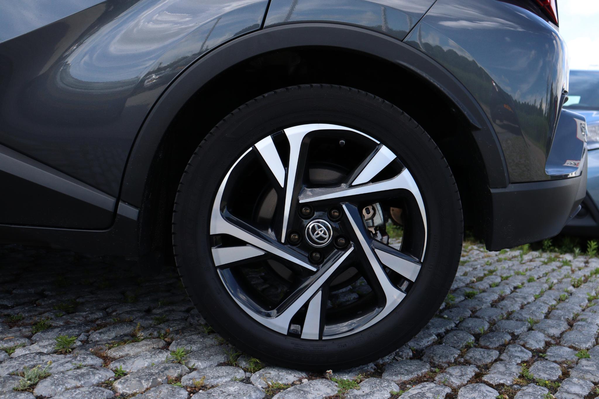 Foto van Toyota Toyota C-hr