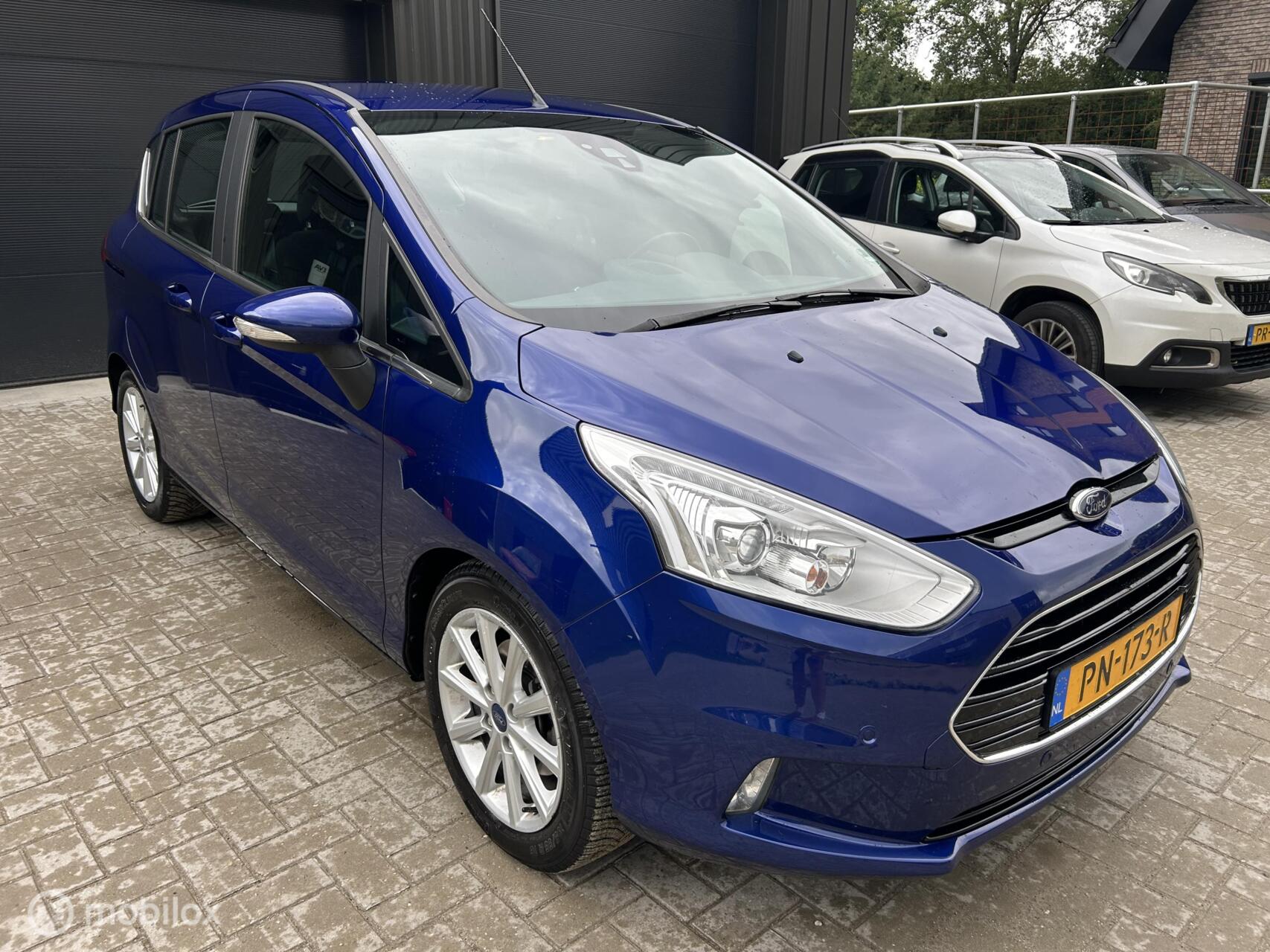 Foto van Ford B-max