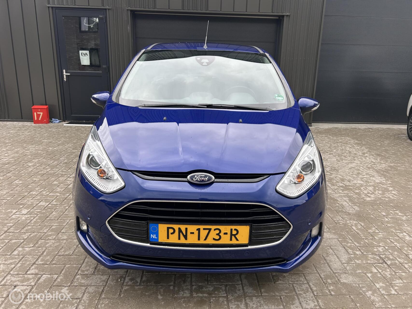 Foto van Ford B-max