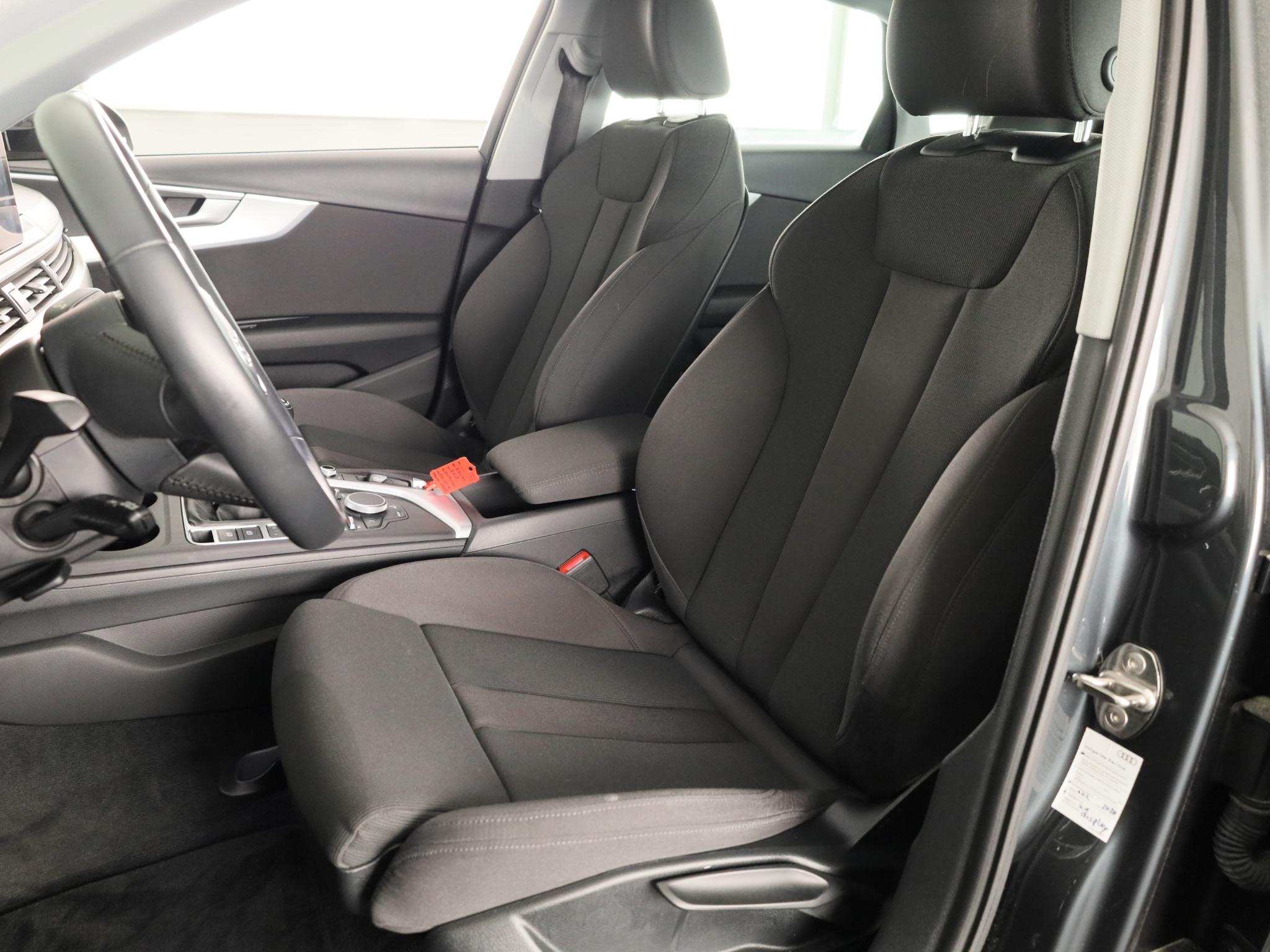 Foto van Audi A4 Limousine