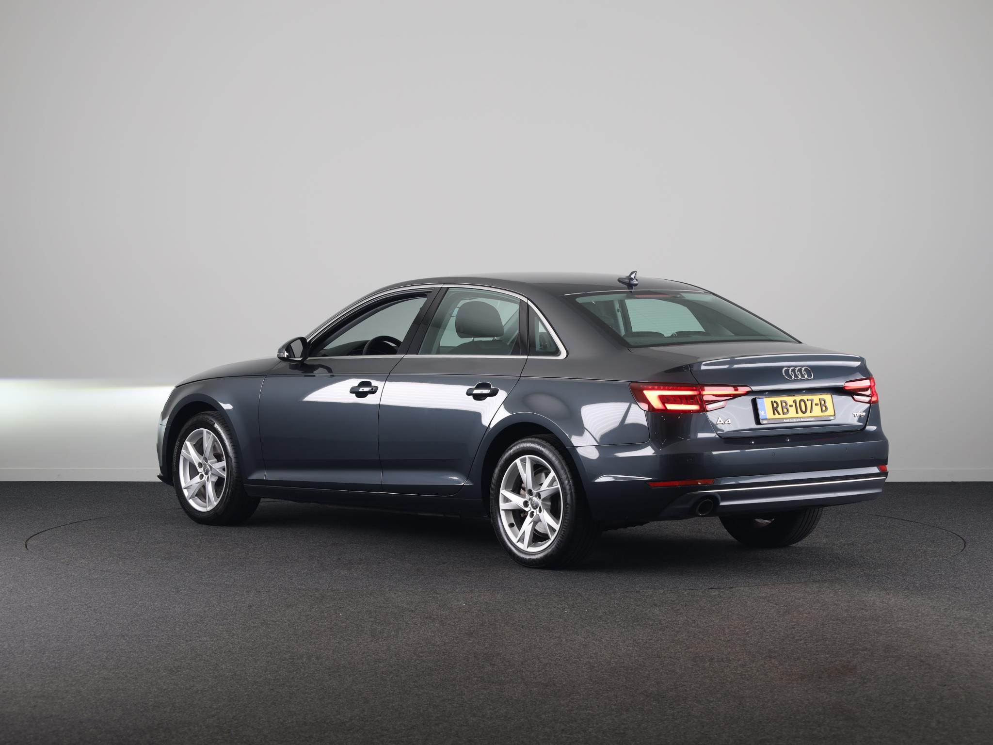Foto van Audi A4 Limousine