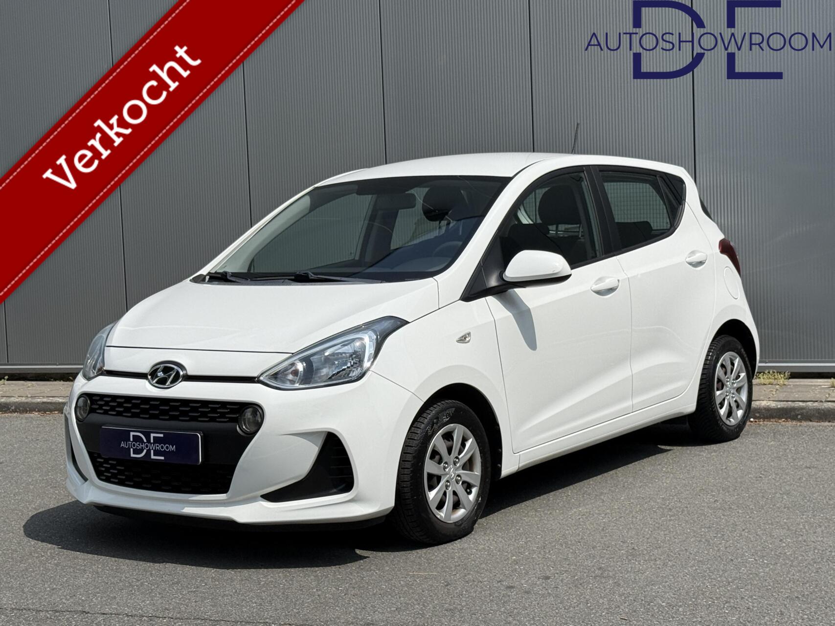 Hyundai I10 1.0i Comfort | Carplay | Airco | NW APK | Cruise control 2018 - voorkant