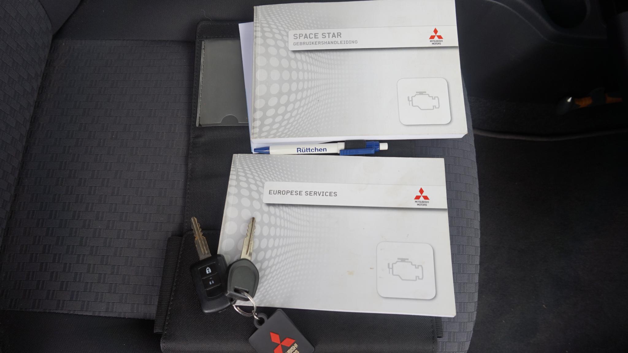 Foto van Mitsubishi Mitsubishi Space Star