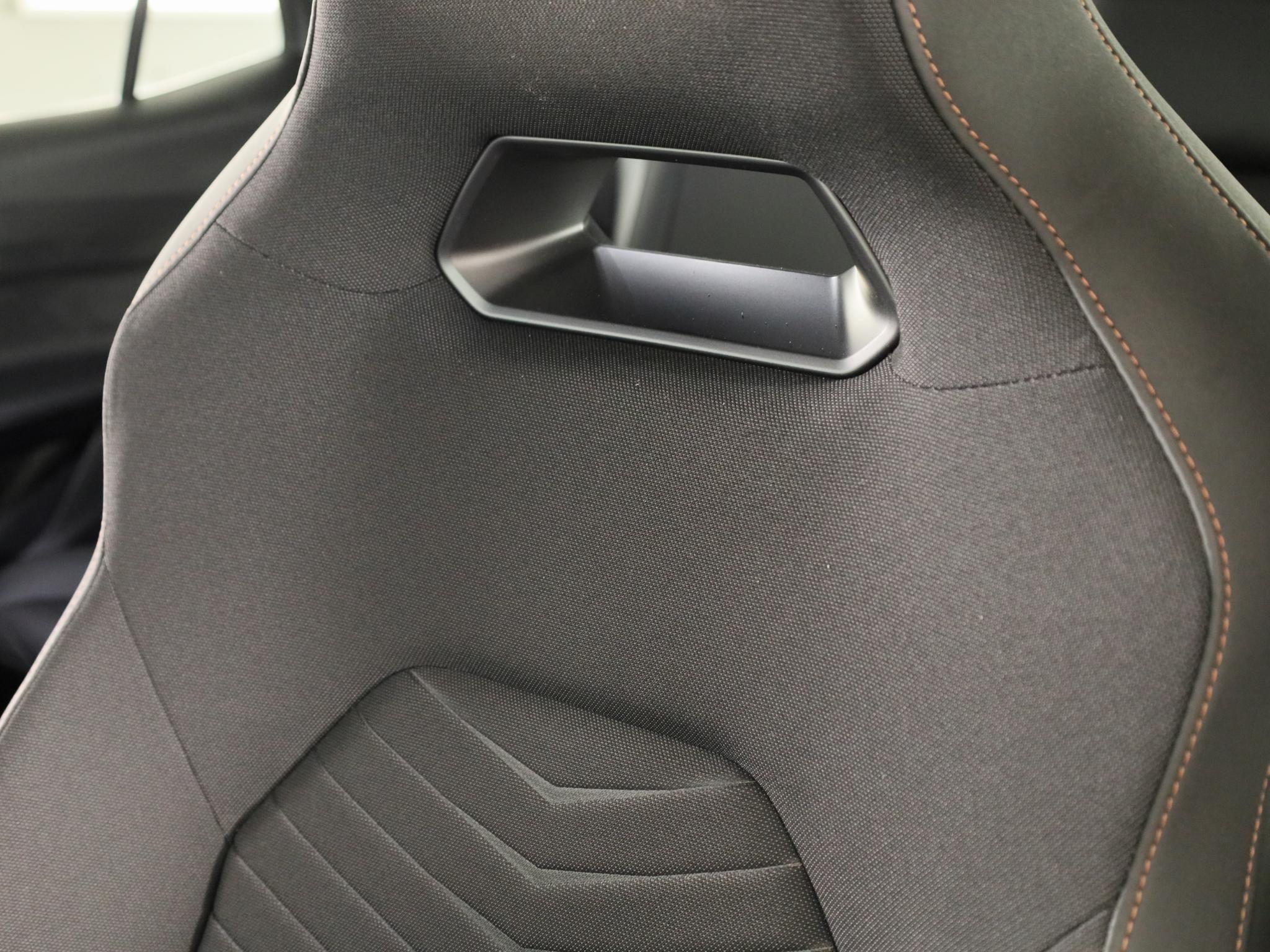 Foto van Cupra Born 150 KW 58/62 KWH