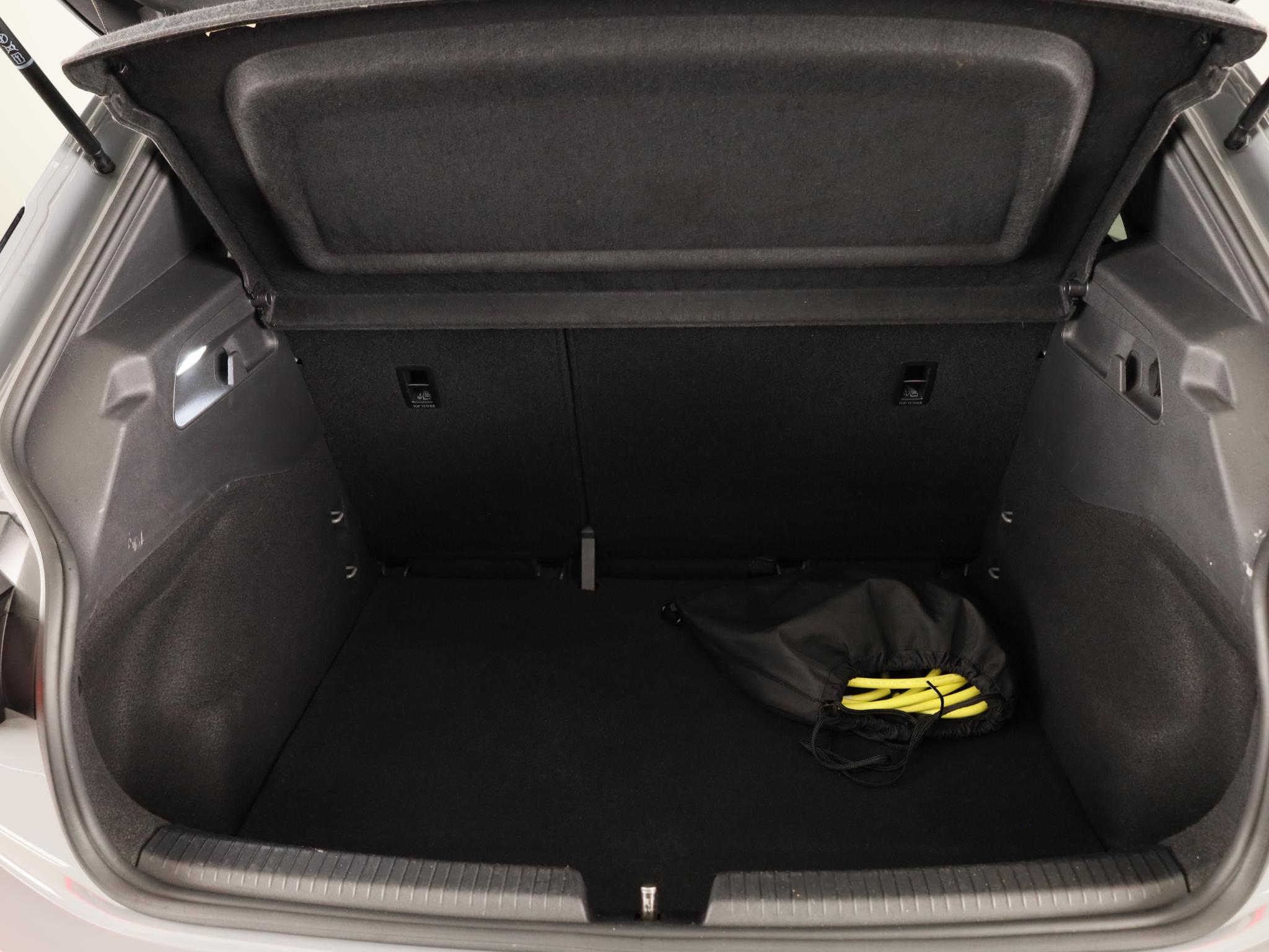 Foto van Cupra Born 150 KW 58/62 KWH