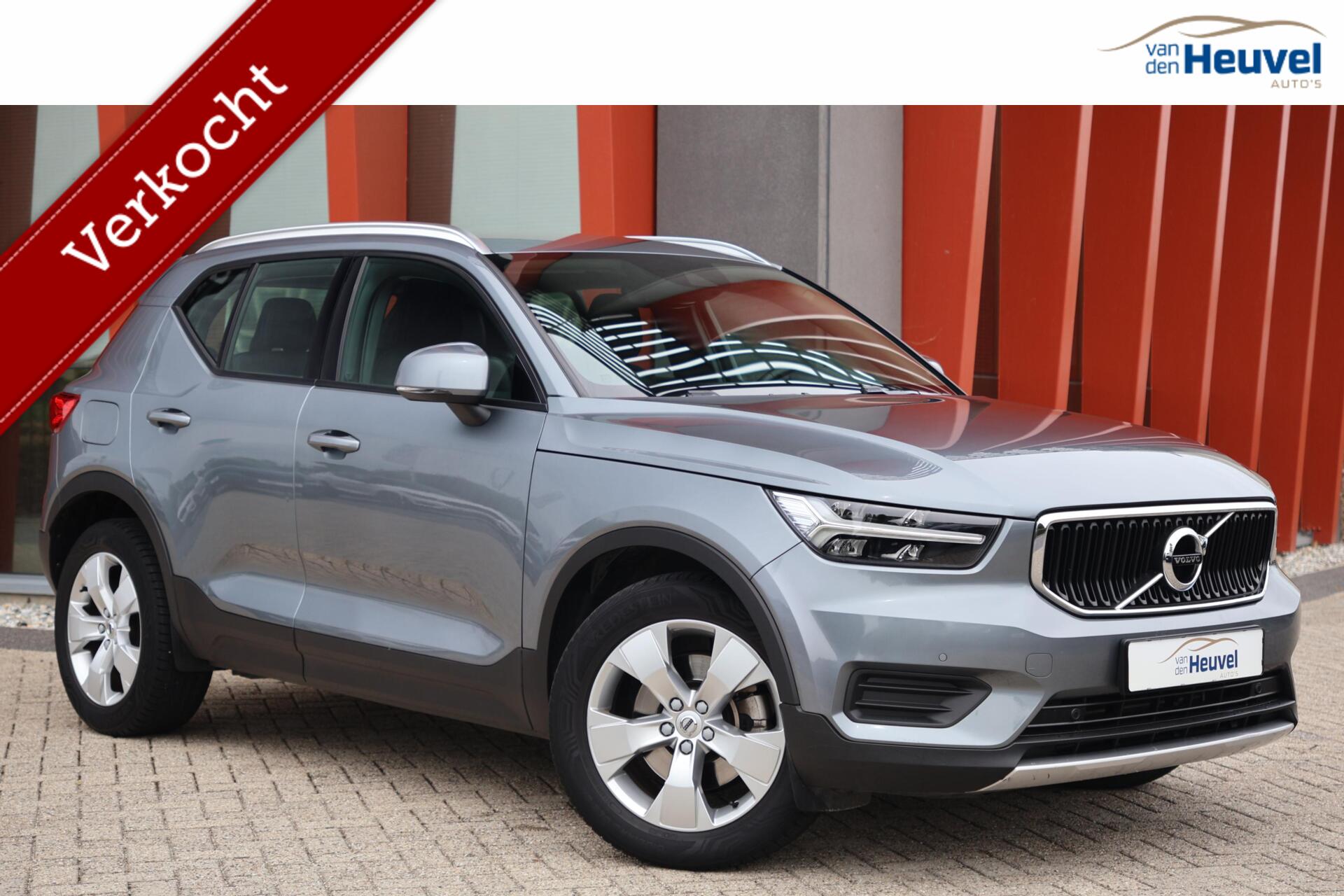 Volvo XC40 T4 Momentum | Trekhaak | Leder | Parkeercamera 2018 - voorkant