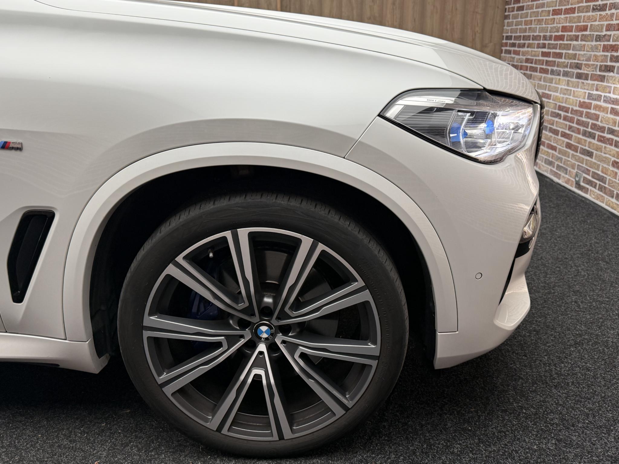 Foto van BMW X5 Xdrive40i