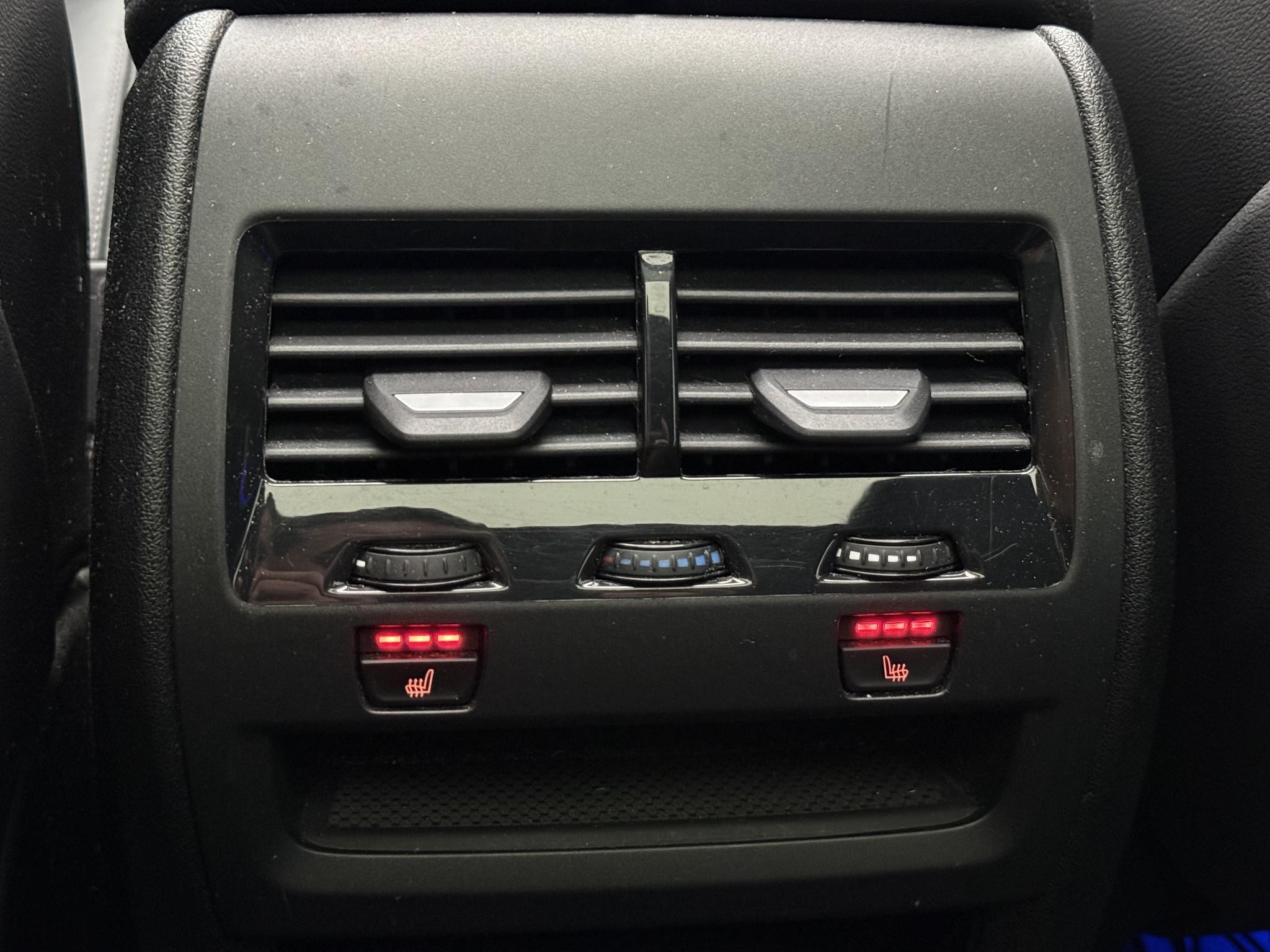 Foto van BMW X5 Xdrive40i