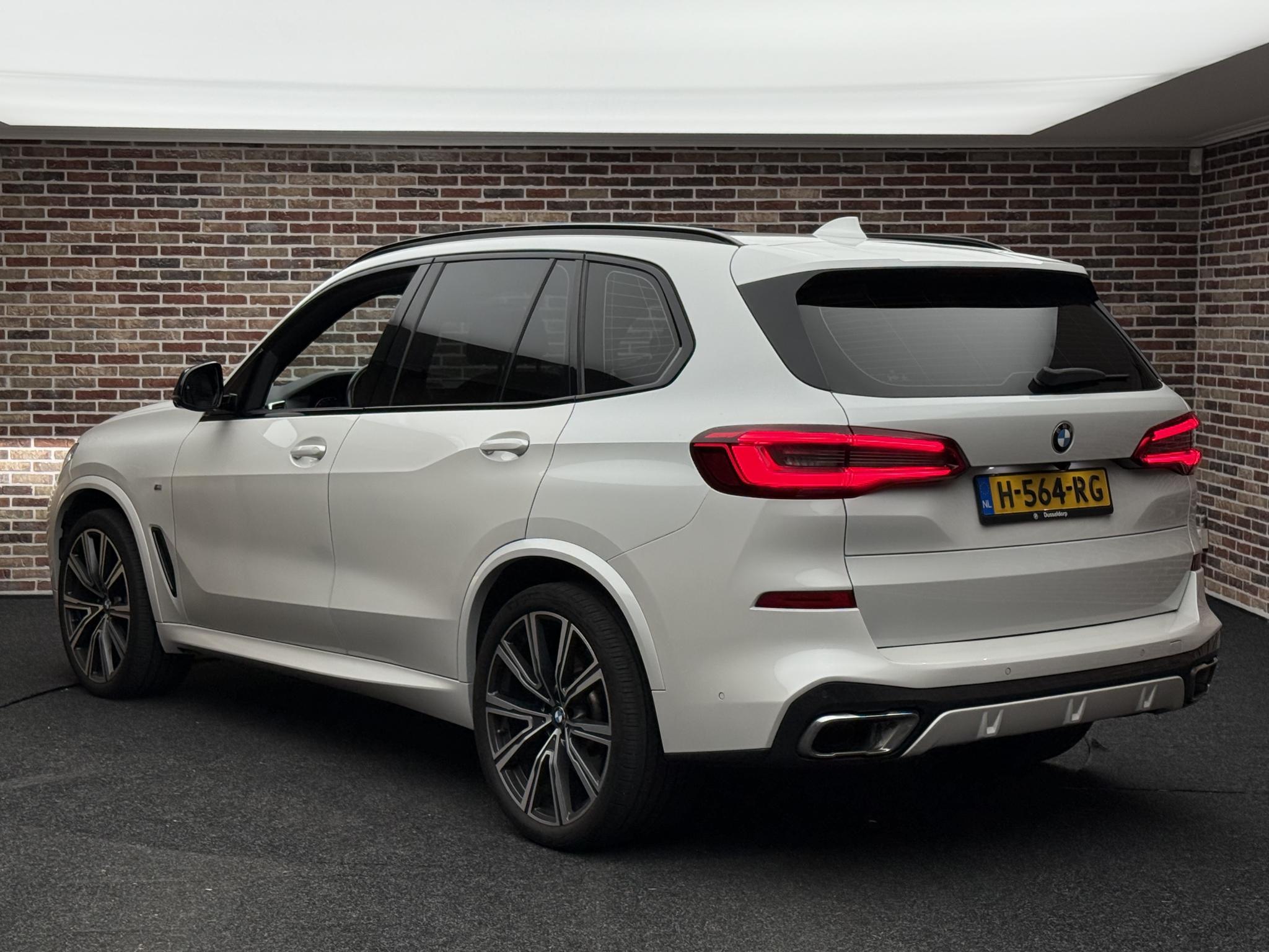 Foto van BMW X5 Xdrive40i