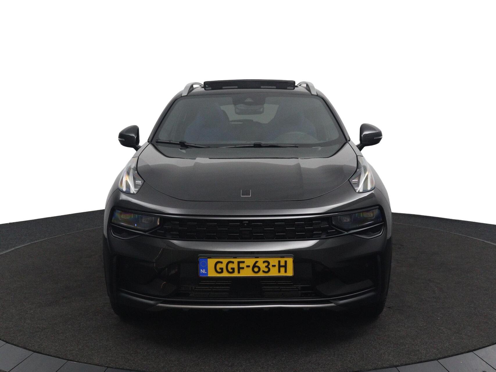 Foto van Lynk&co LYNK & Co 01