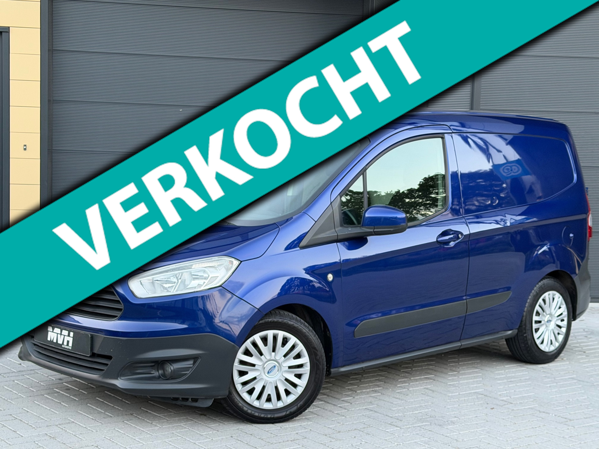 Ford Transit Courier 1.5 TDCI Trend - Airco - PDC - Cruise - Trekhaak - OrigNL - NAP 2015 - voorkant