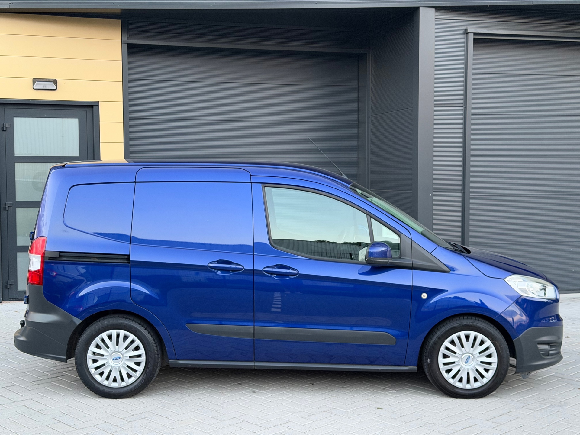 Foto van Ford Transit Courier