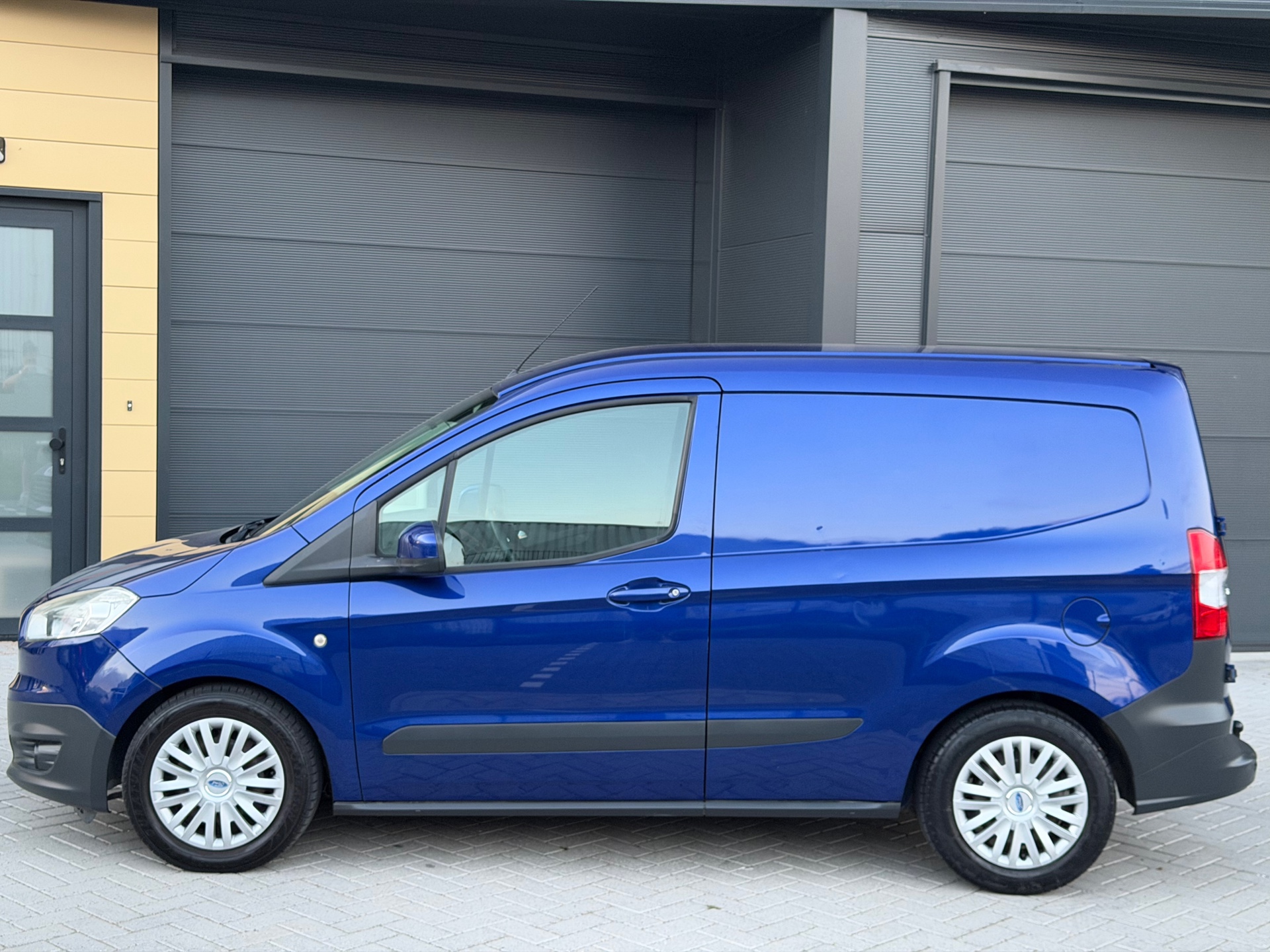 Foto van Ford Transit Courier