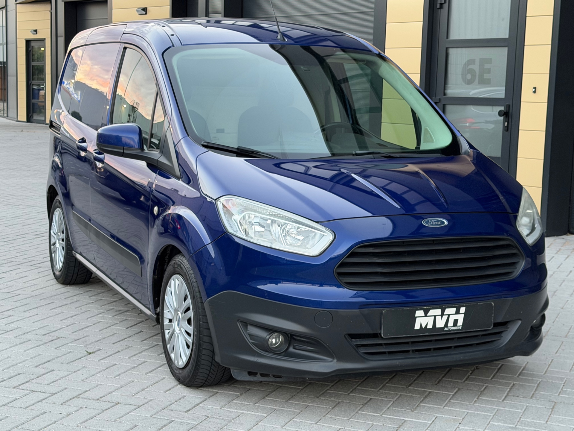 Foto van Ford Transit Courier