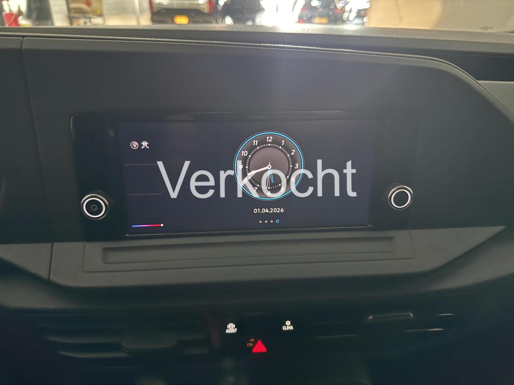 Foto van Volkswagen Caddy Modified Partition Wall