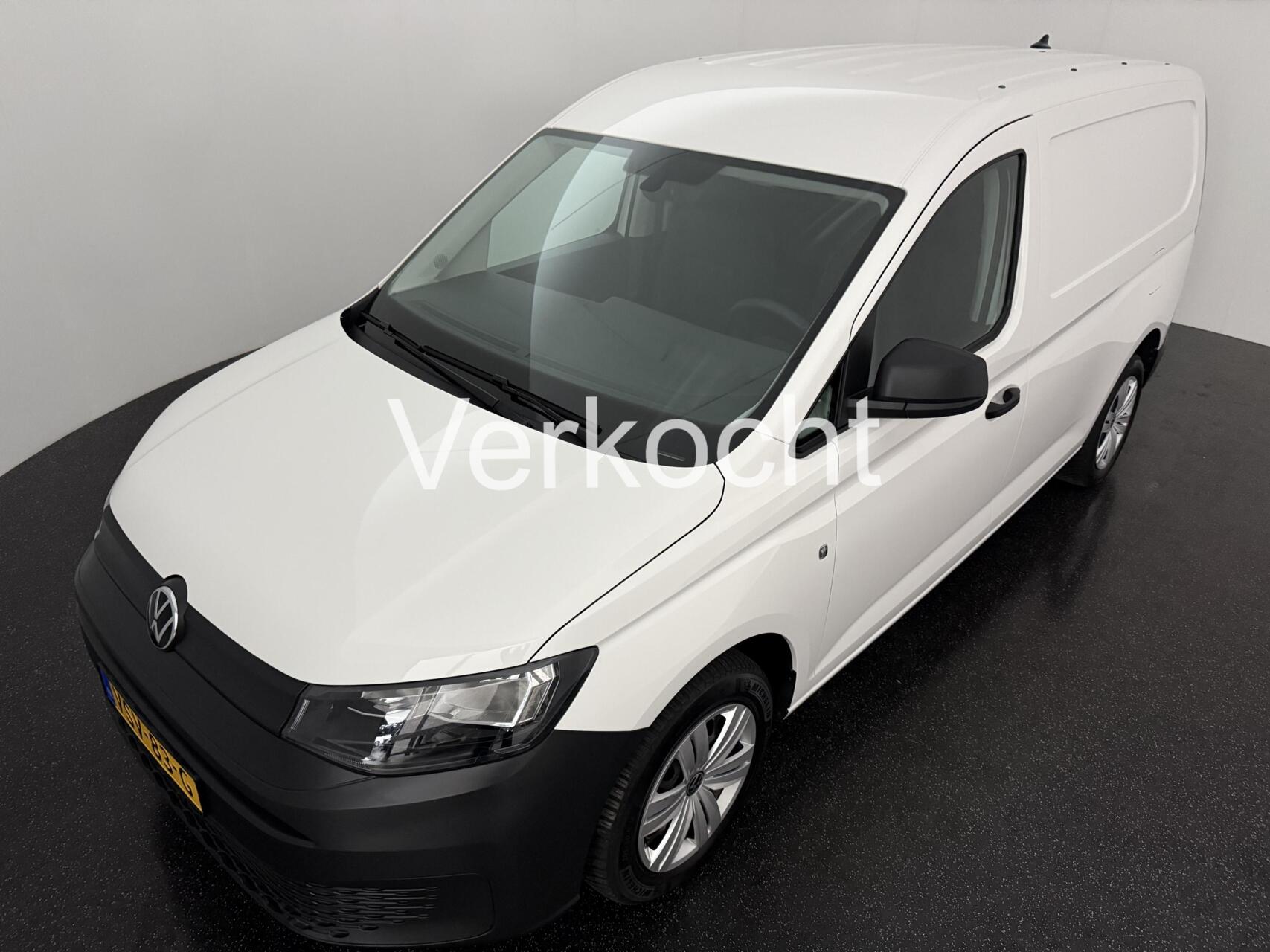 Foto van Volkswagen Caddy Modified Partition Wall