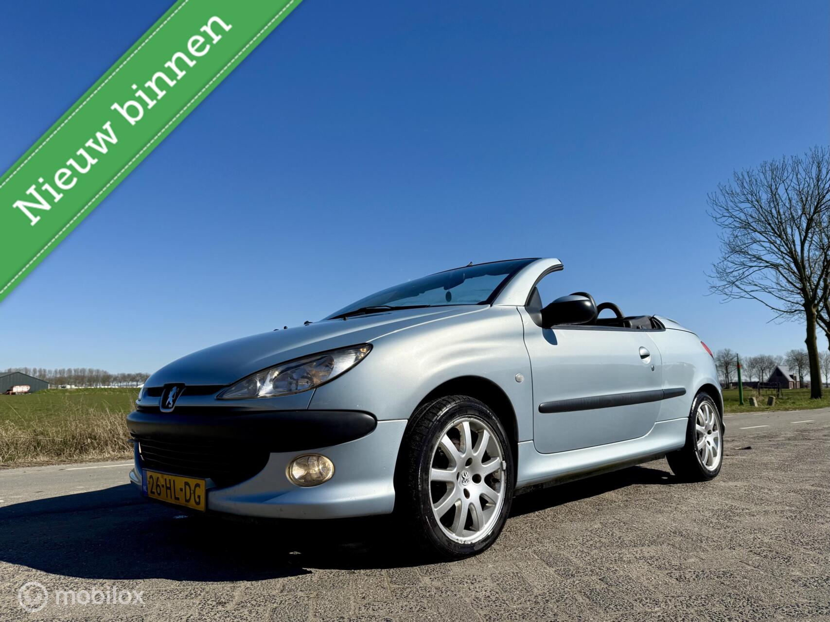 Peugeot 206 CC 2.0-16V, Leer, 140 PK, APK Maart 2026 2001 - voorkant