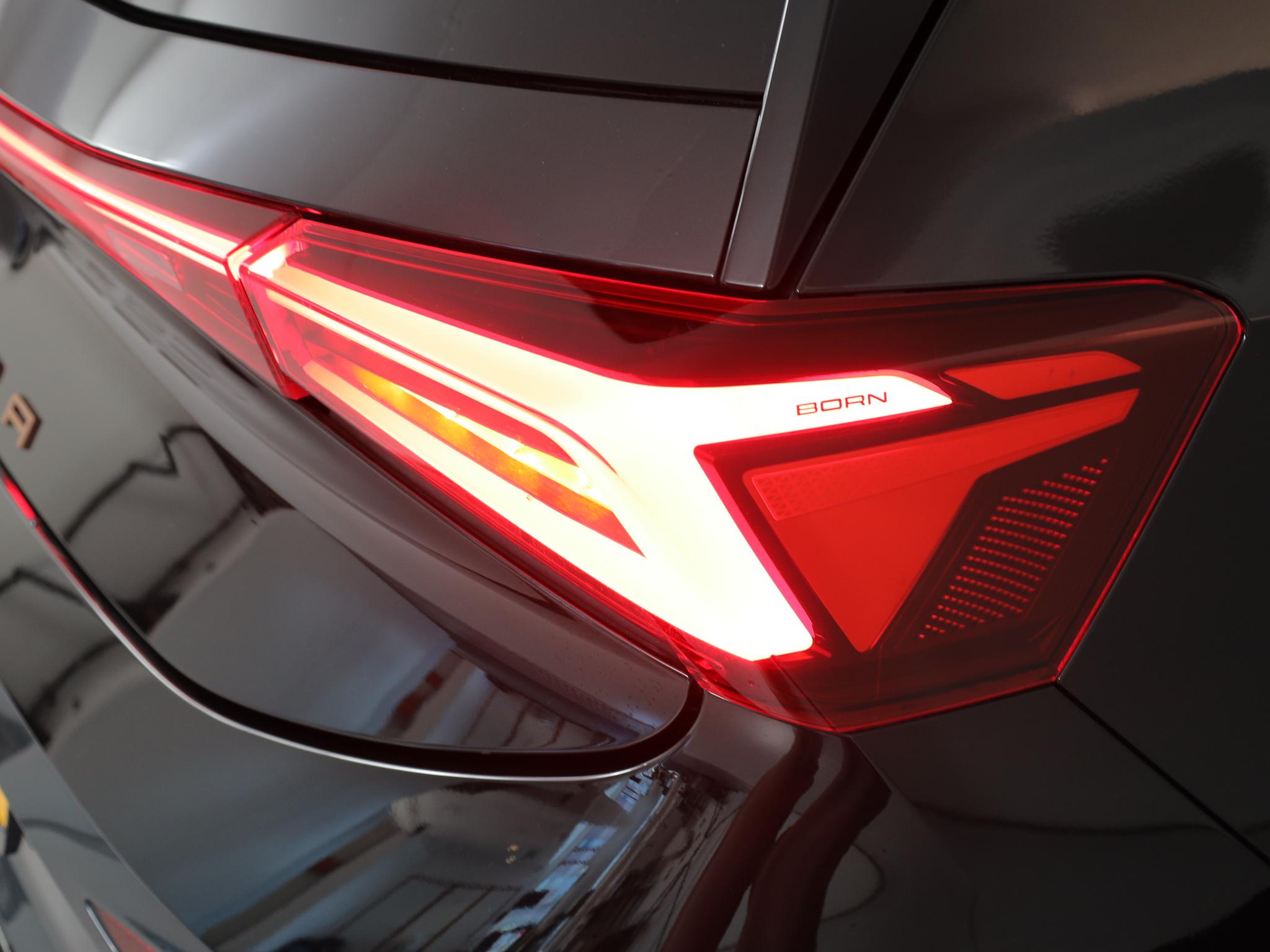 Foto van Cupra Born 170 KW 60/63 KWH