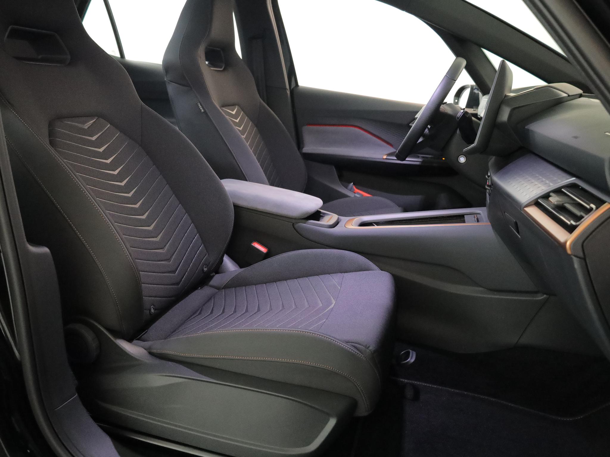 Foto van Cupra Born 170 KW 60/63 KWH