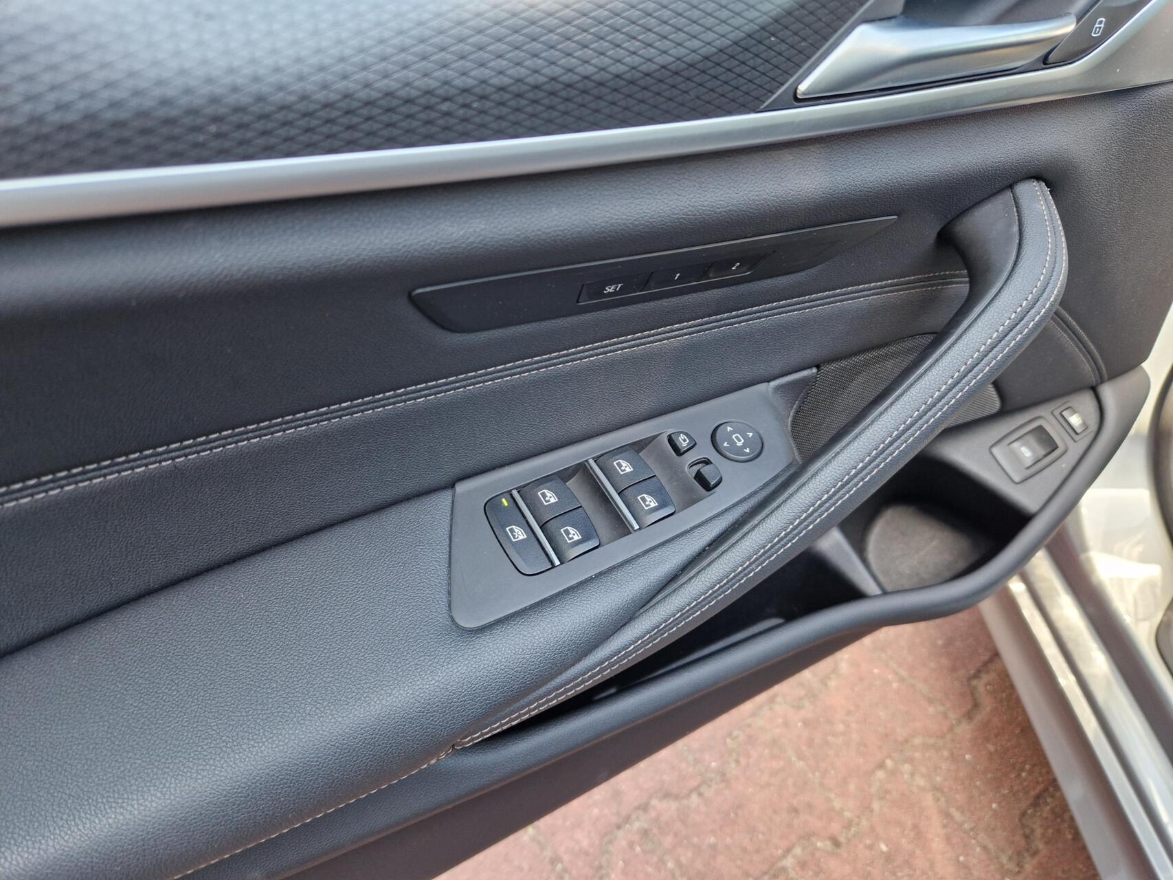 Foto van BMW 530e