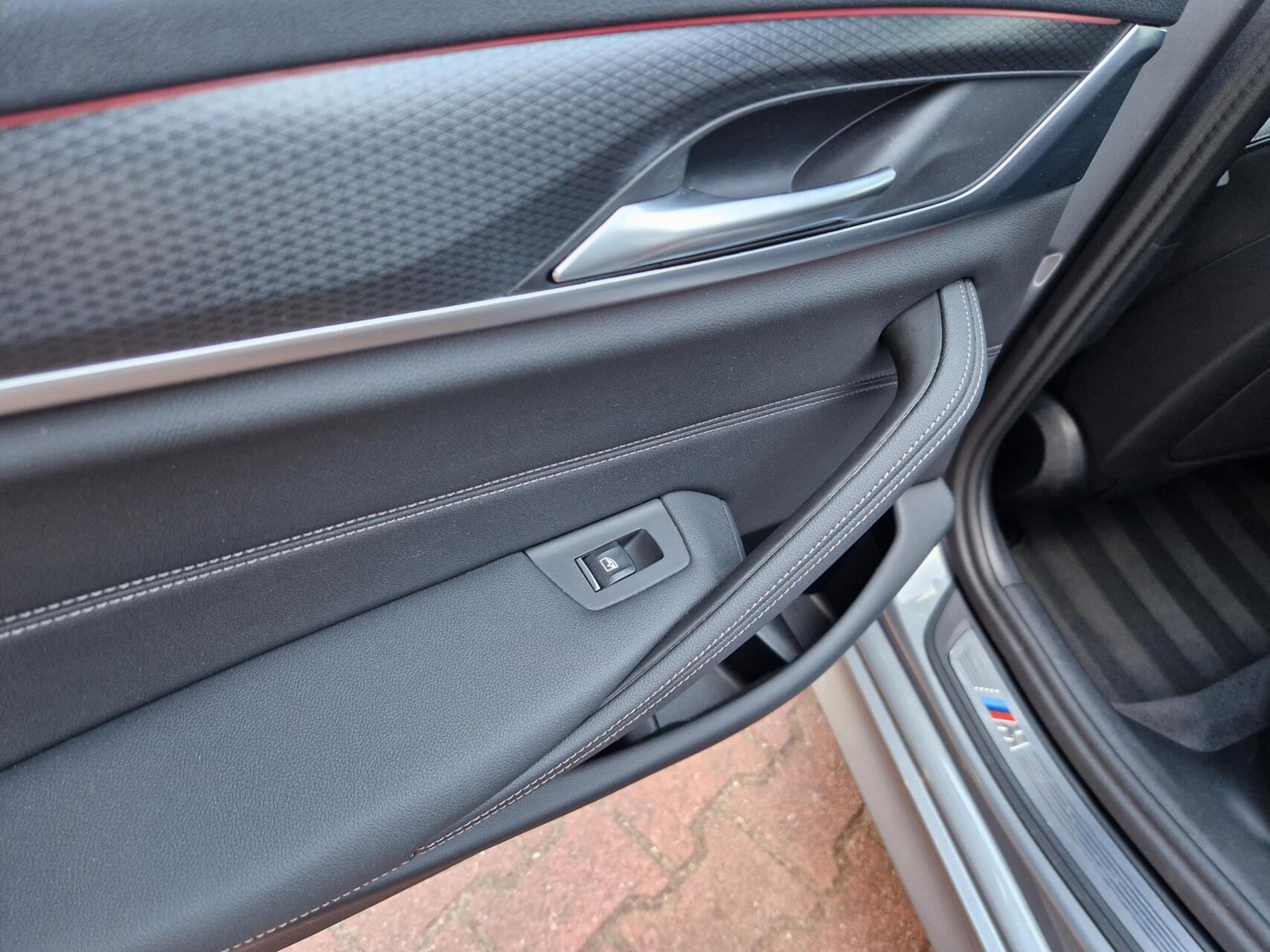 Foto van BMW 530e